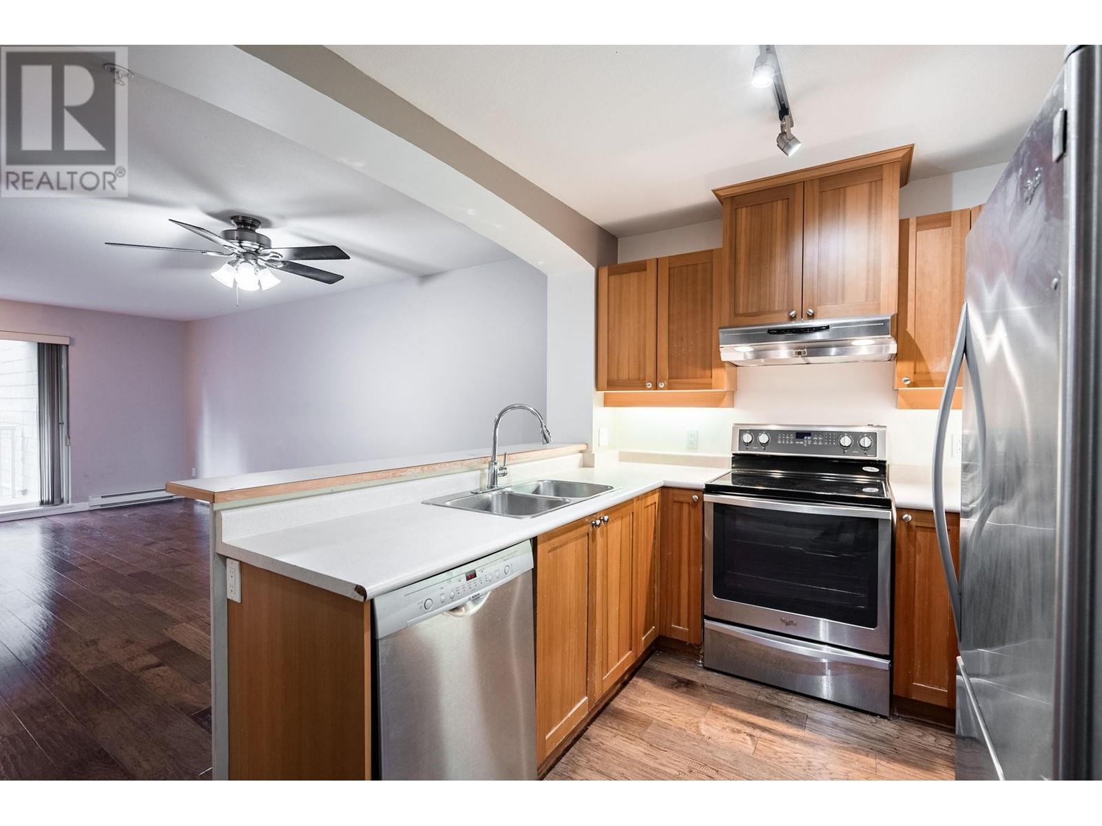 203 1420 Parkway Boulevard, Coquitlam, British Columbia  V3E 3J6 - Photo 6 - R2987697