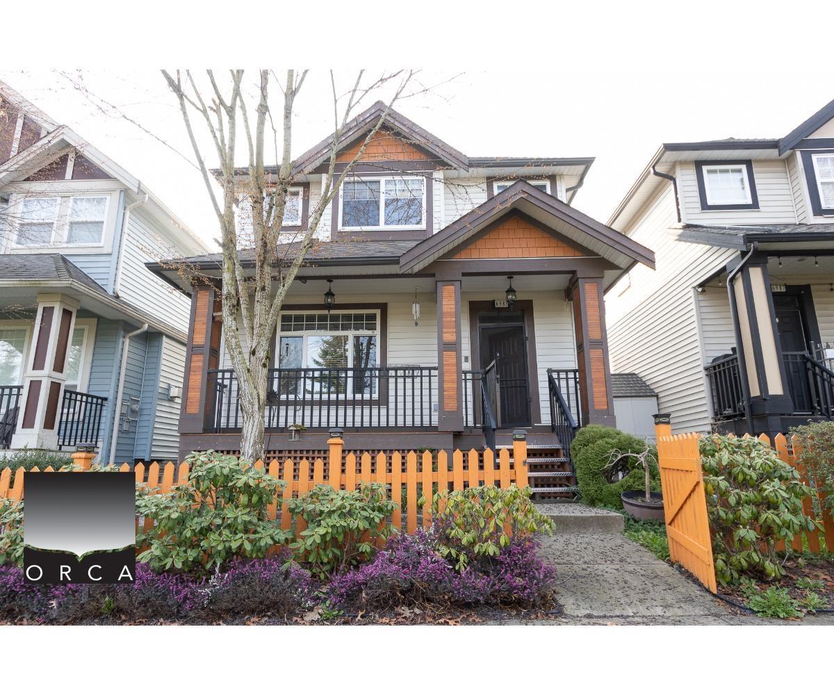 Entire w/oCoach 6983 196 STREET, surrey, British Columbia