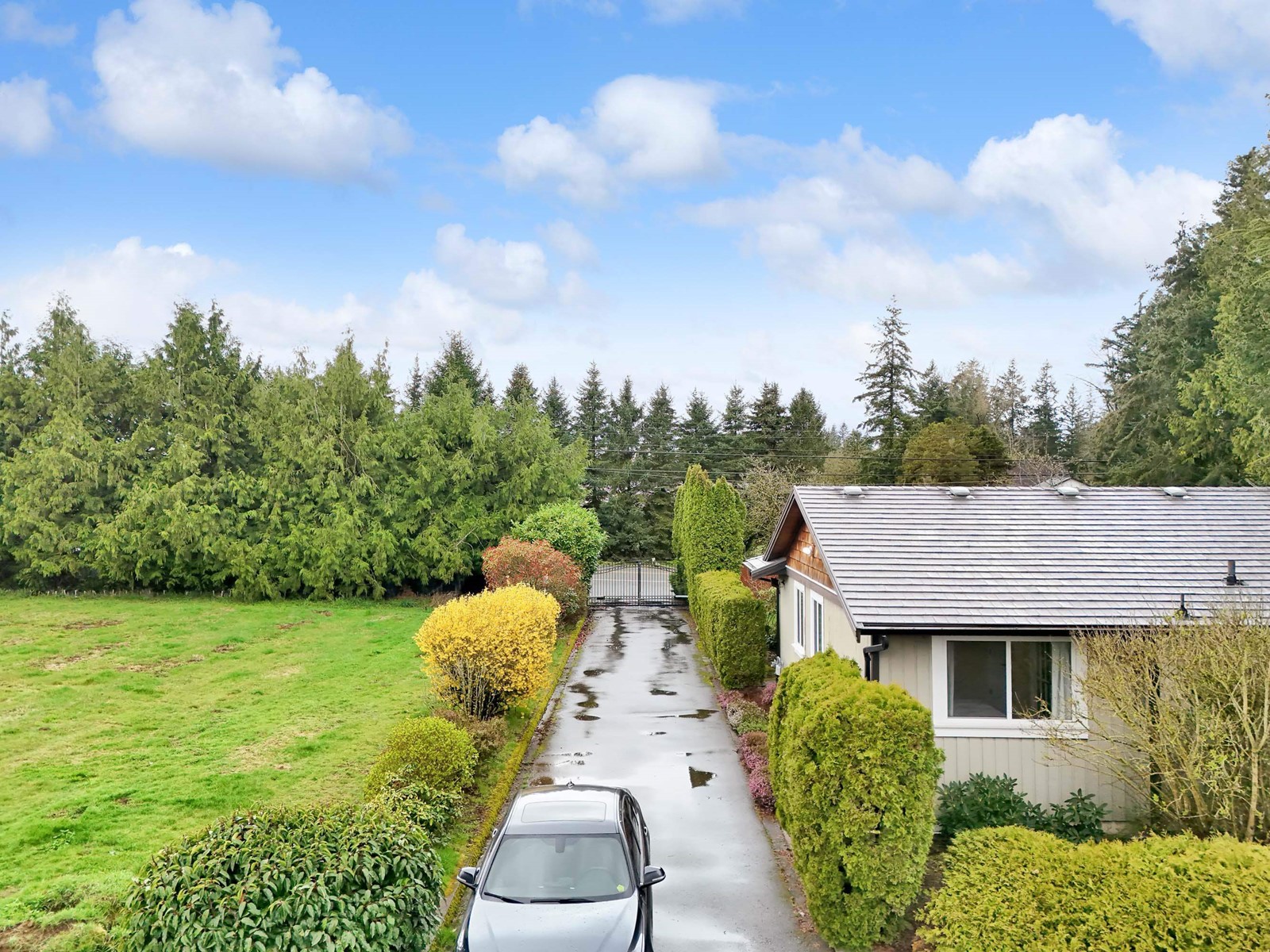 Property at 5010 236 STREET image 4