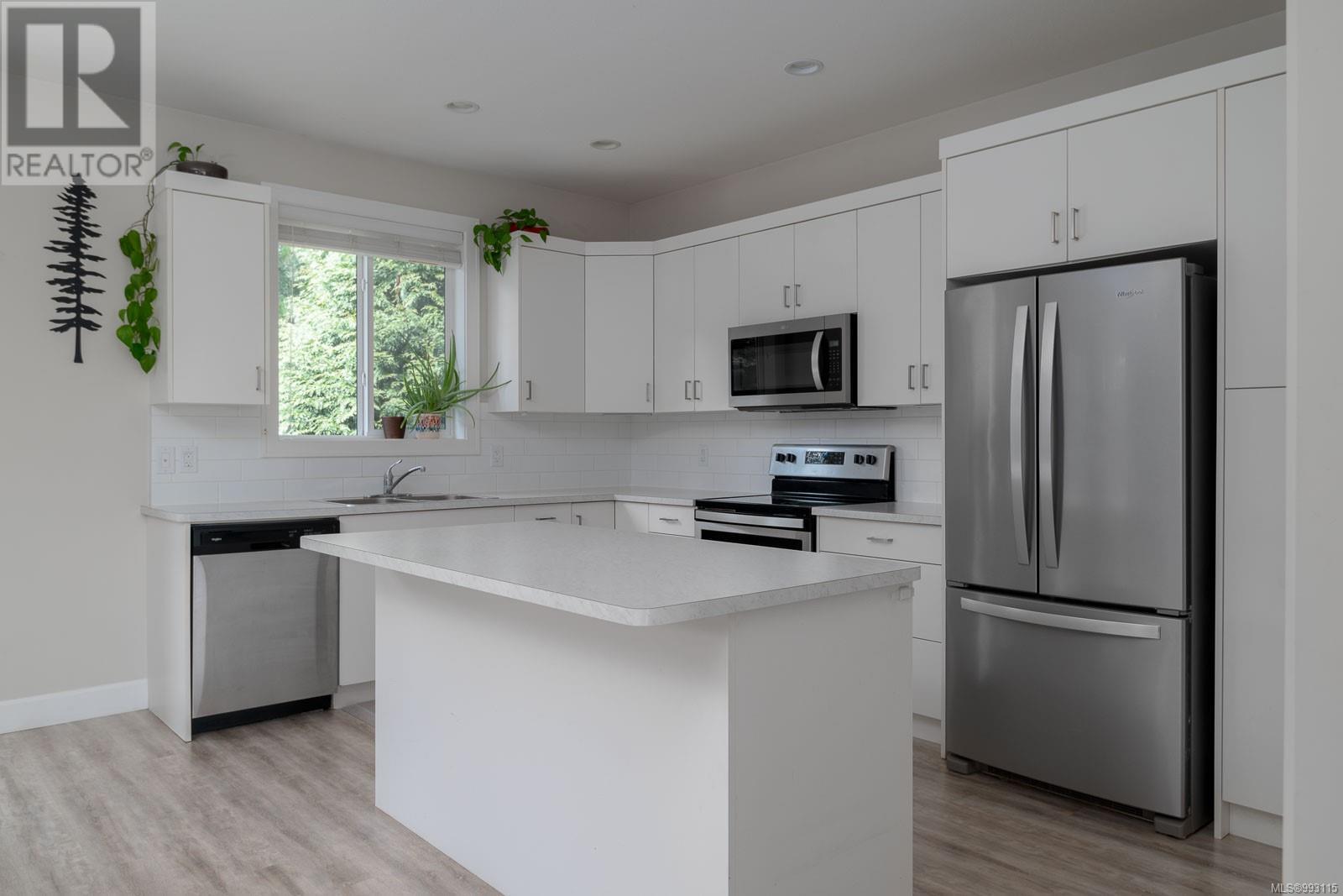 Property at 855 Coal Town Way image 4