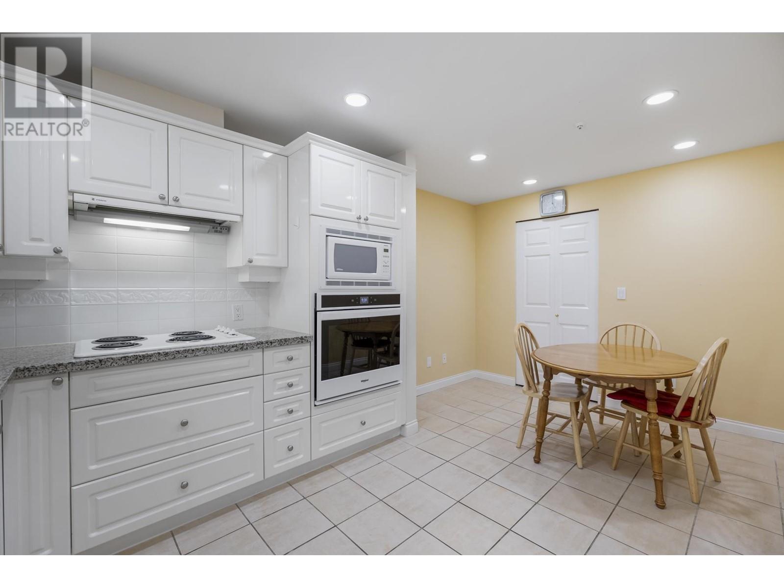 201 5700 Larch Street, Vancouver, British Columbia  V6M 4E2 - Photo 14 - R2987795