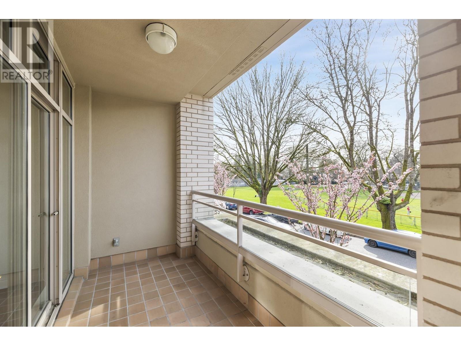 201 5700 Larch Street, Vancouver, British Columbia  V6M 4E2 - Photo 20 - R2987795