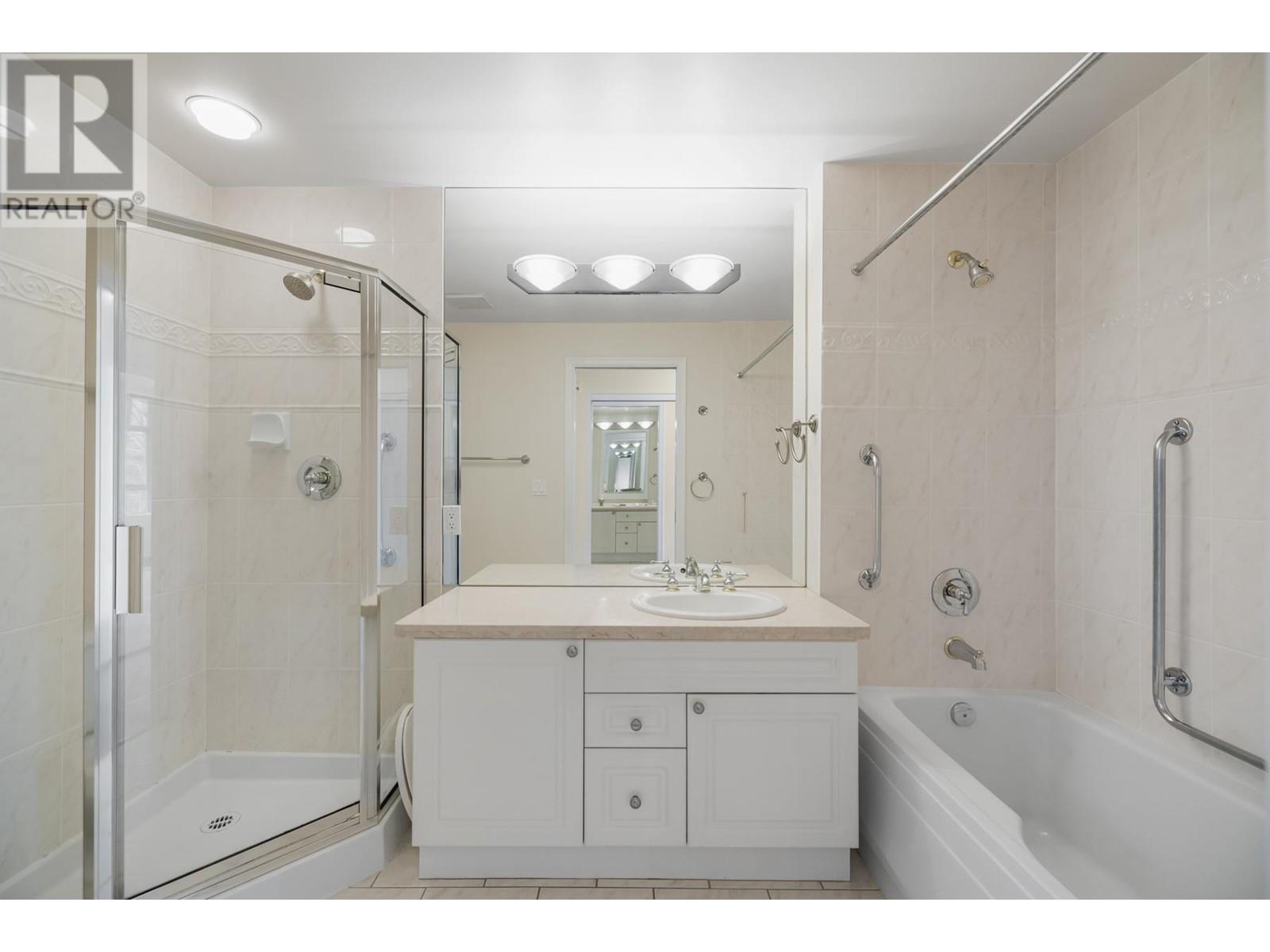 201 5700 Larch Street, Vancouver, British Columbia  V6M 4E2 - Photo 31 - R2987795