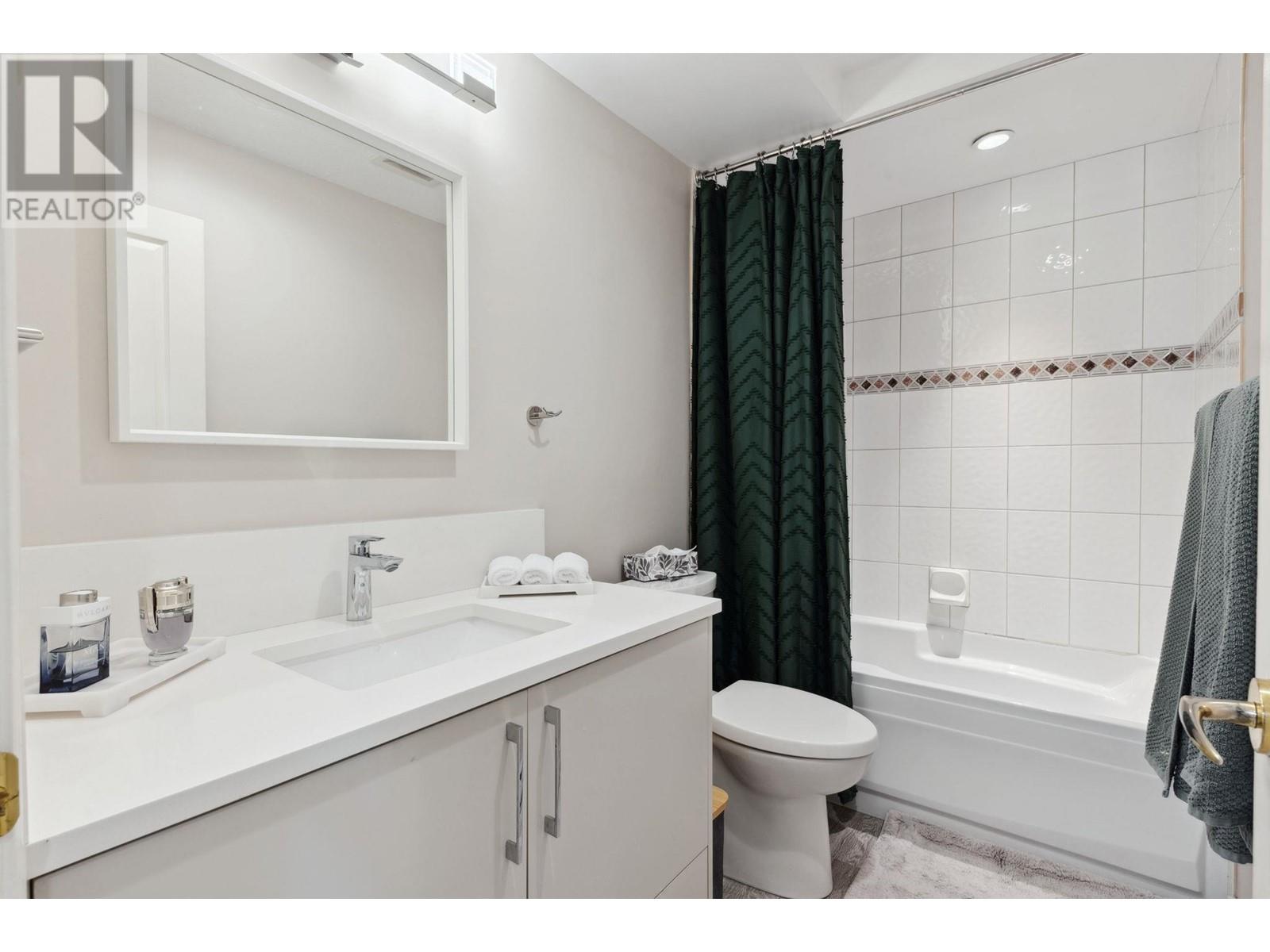 302 3131 Deer Ridge Drive, West Vancouver, British Columbia  V7S 4W1 - Photo 11 - R2987807