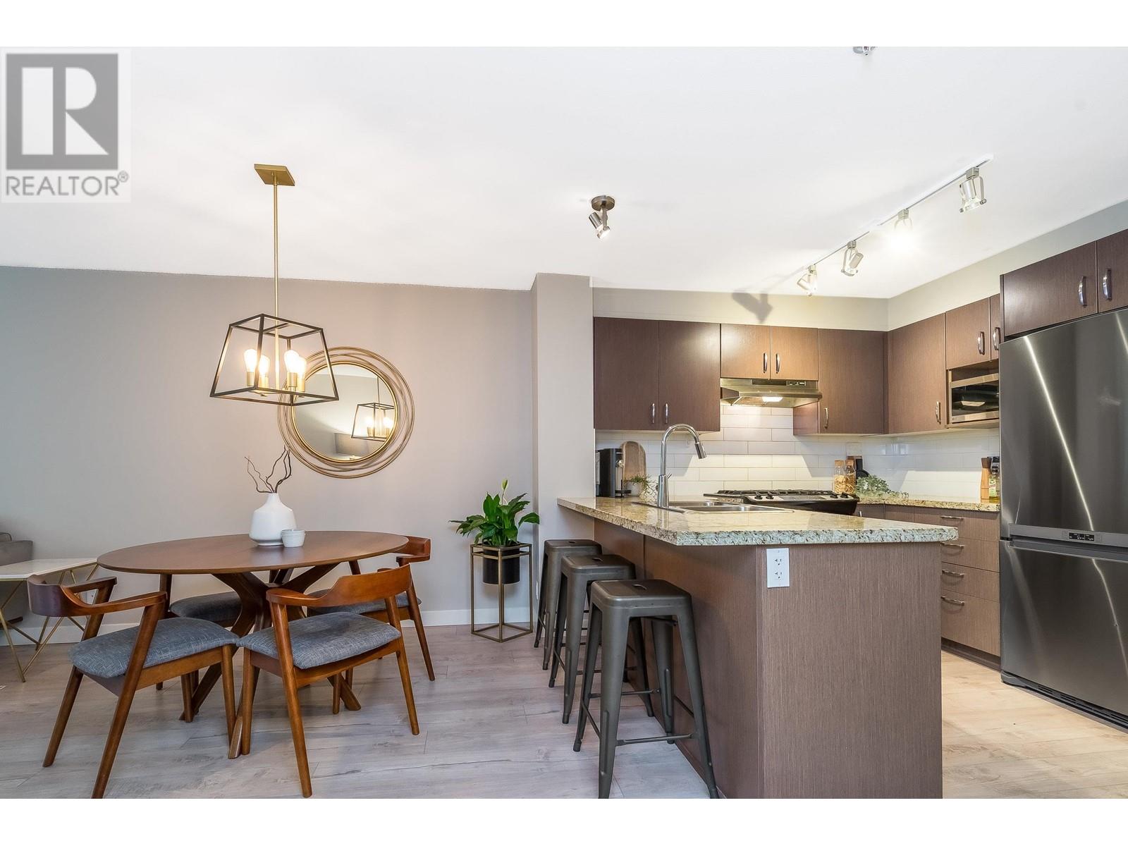 109 3105 Lincoln Avenue, Coquitlam, British Columbia  V3B 0E1 - Photo 5 - R2987867