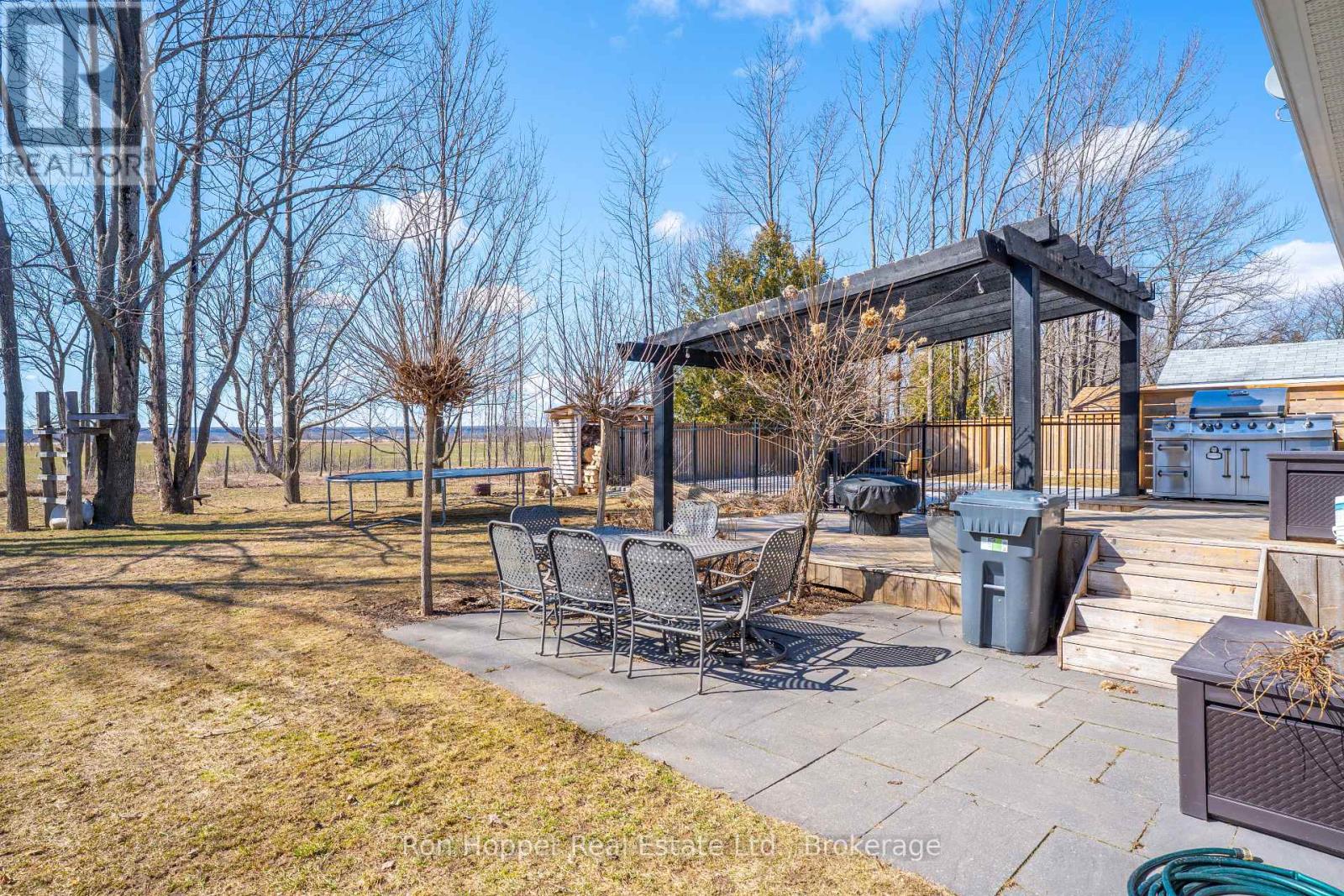 319370 Grey Rd 1 Road, Georgian Bluffs, Ontario  N0H 1S0 - Photo 11 - X12070216