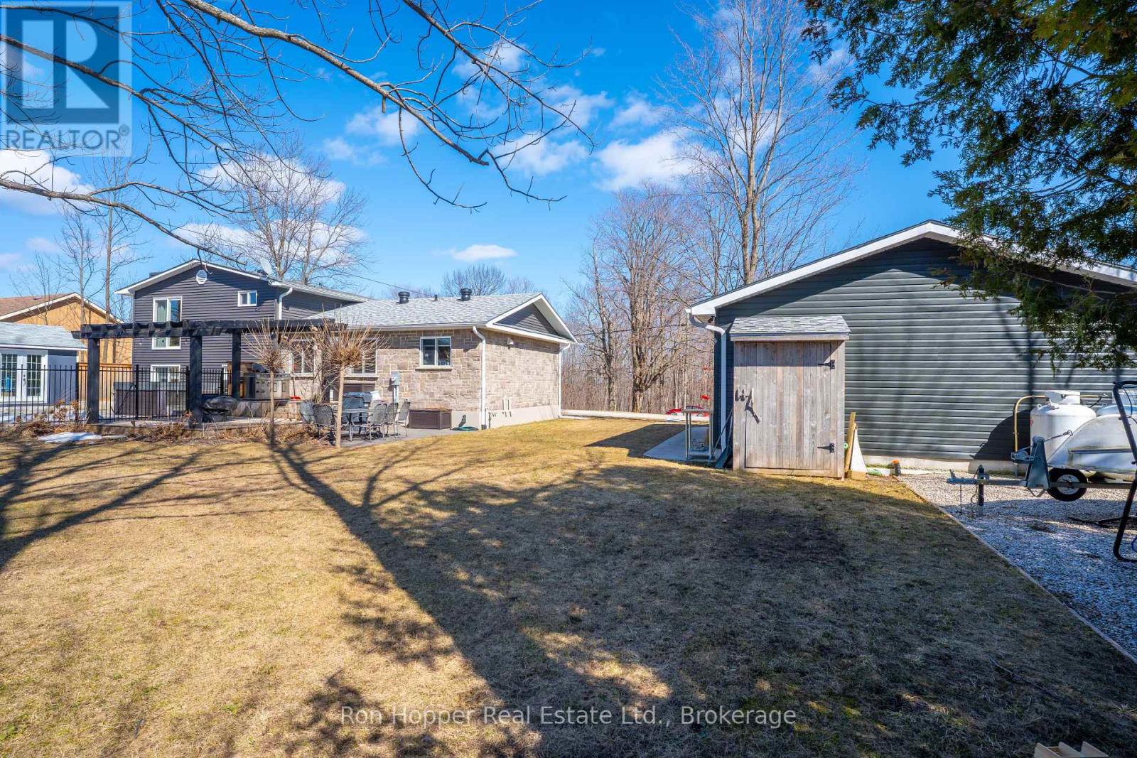 319370 Grey Rd 1 Road, Georgian Bluffs, Ontario  N0H 1S0 - Photo 12 - X12070216