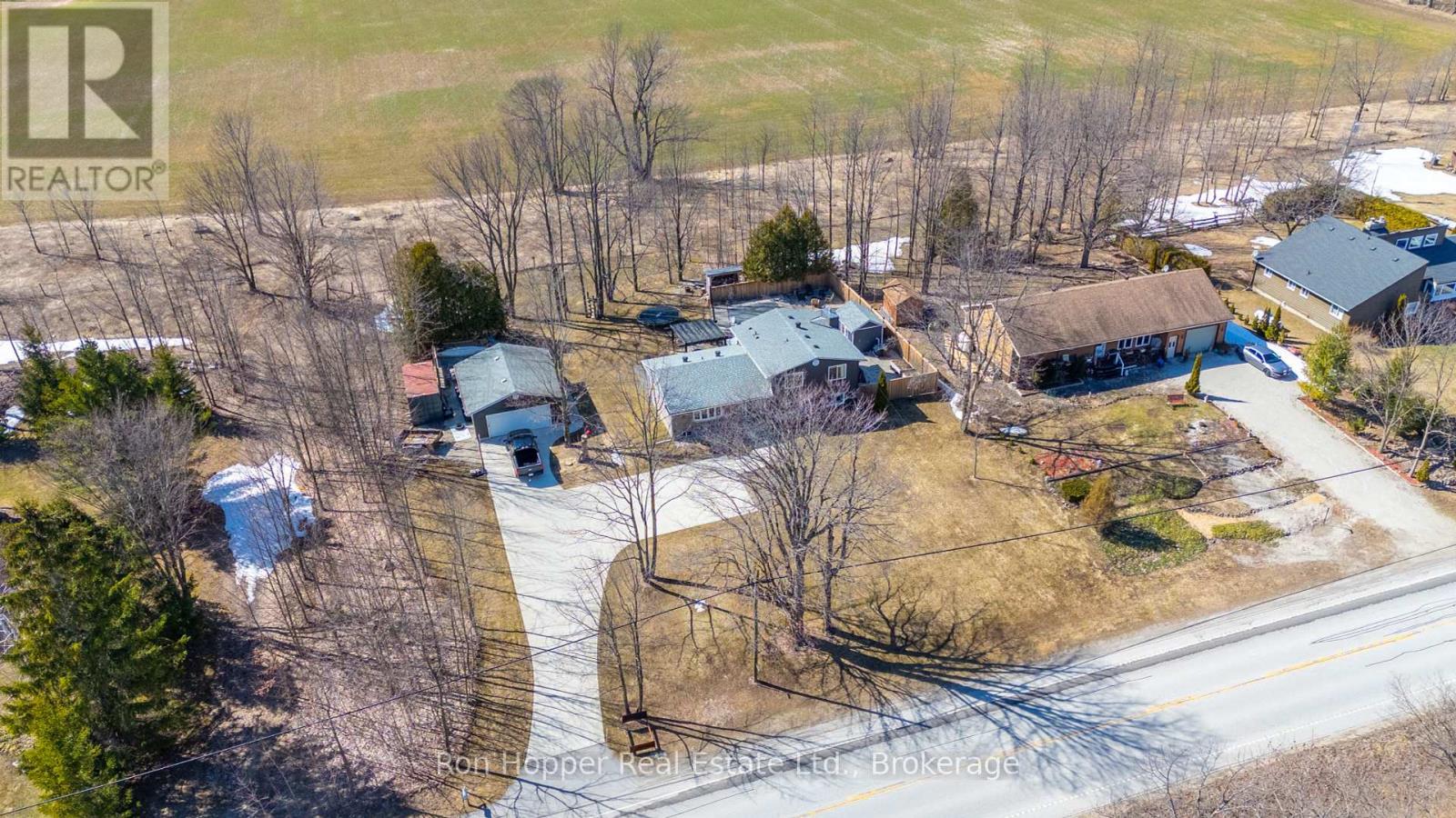 319370 Grey Rd 1 Road, Georgian Bluffs, Ontario  N0H 1S0 - Photo 2 - X12070216