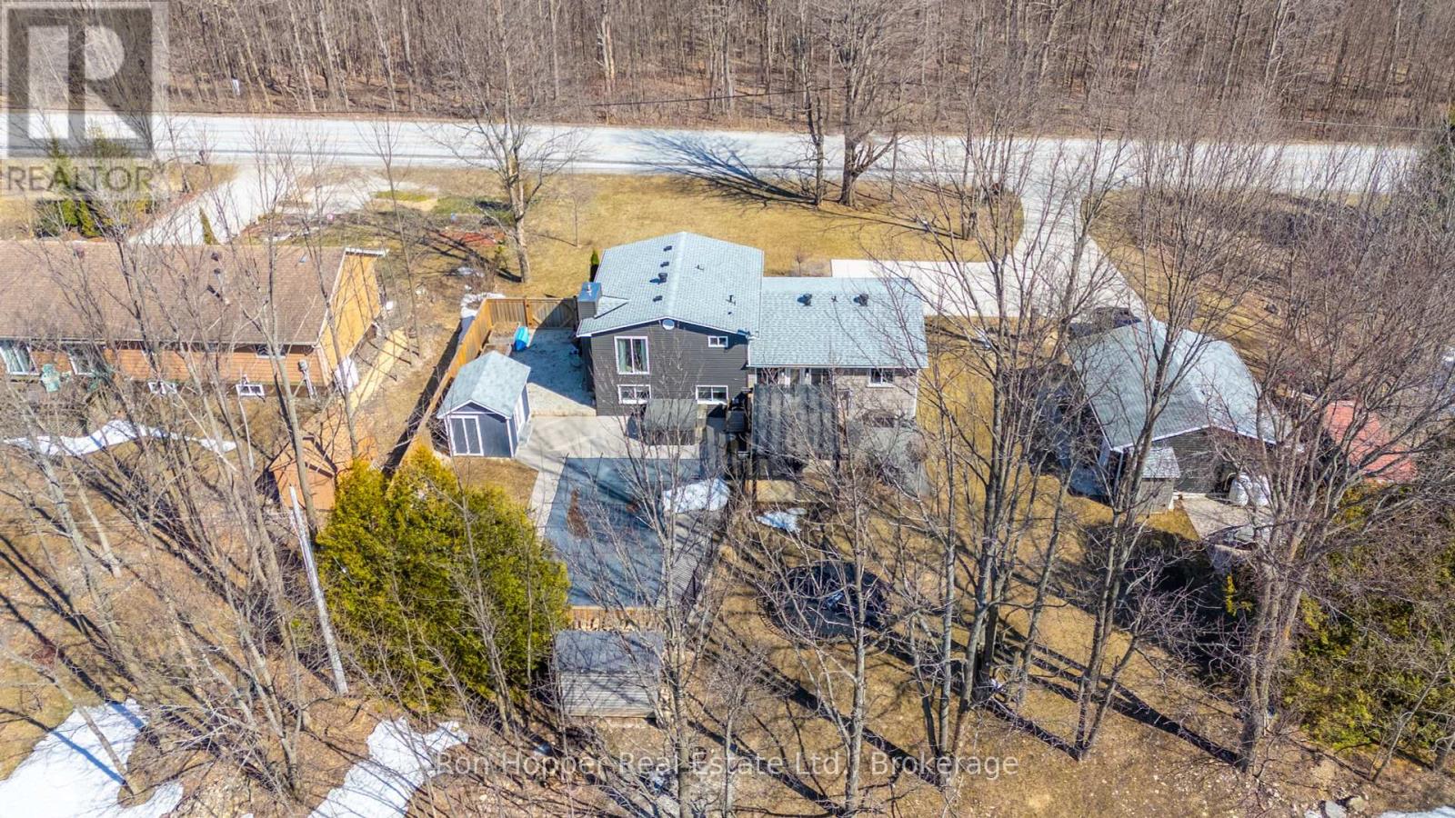 319370 Grey Rd 1 Road, Georgian Bluffs, Ontario  N0H 1S0 - Photo 3 - X12070216