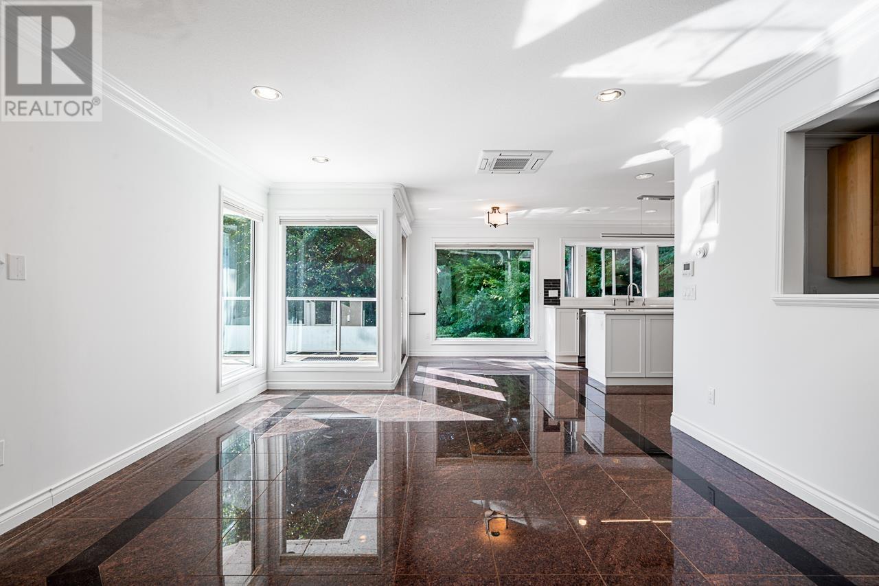 4275 St. Pauls Avenue, North Vancouver, British Columbia  V7N 1T4 - Photo 12 - R2987817