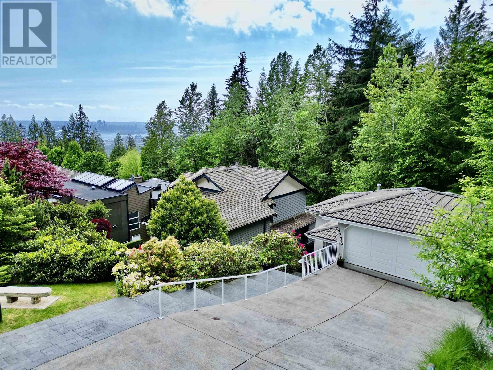 Property at 4275 ST. PAULS AVENUE image 3