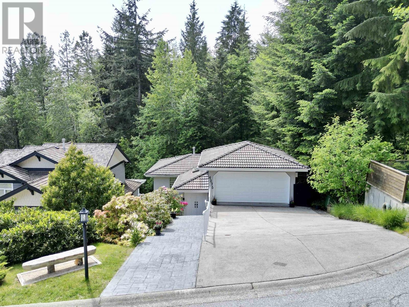 Property at 4275 ST. PAULS AVENUE image 4