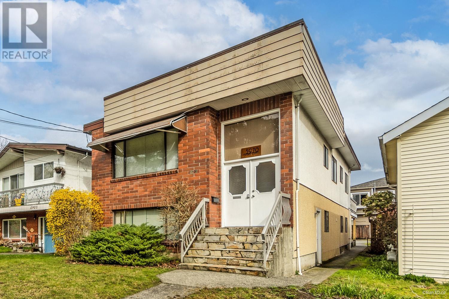 5970 Quebec Street, Vancouver, British Columbia  V5W 2P3 - Photo 1 - R2987819