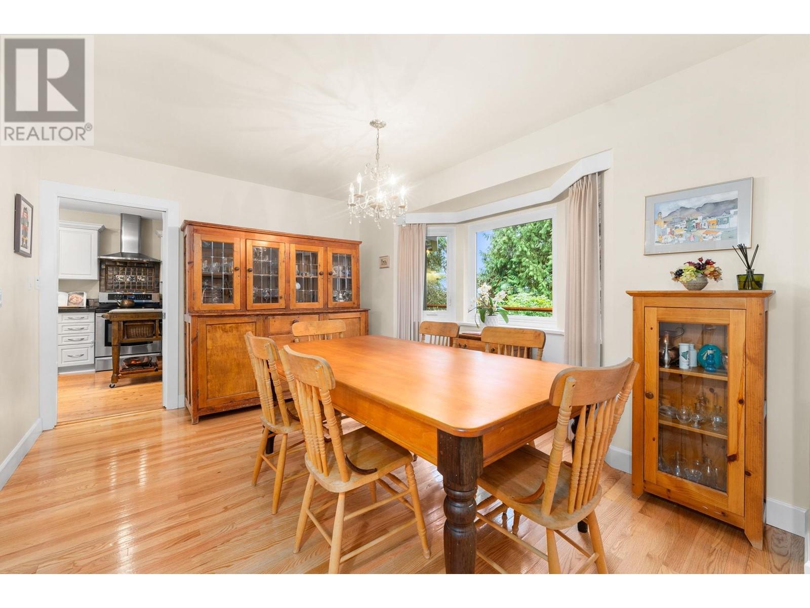 4533 Ranger Avenue, North Vancouver, British Columbia  V7R 3L6 - Photo 11 - R2987850