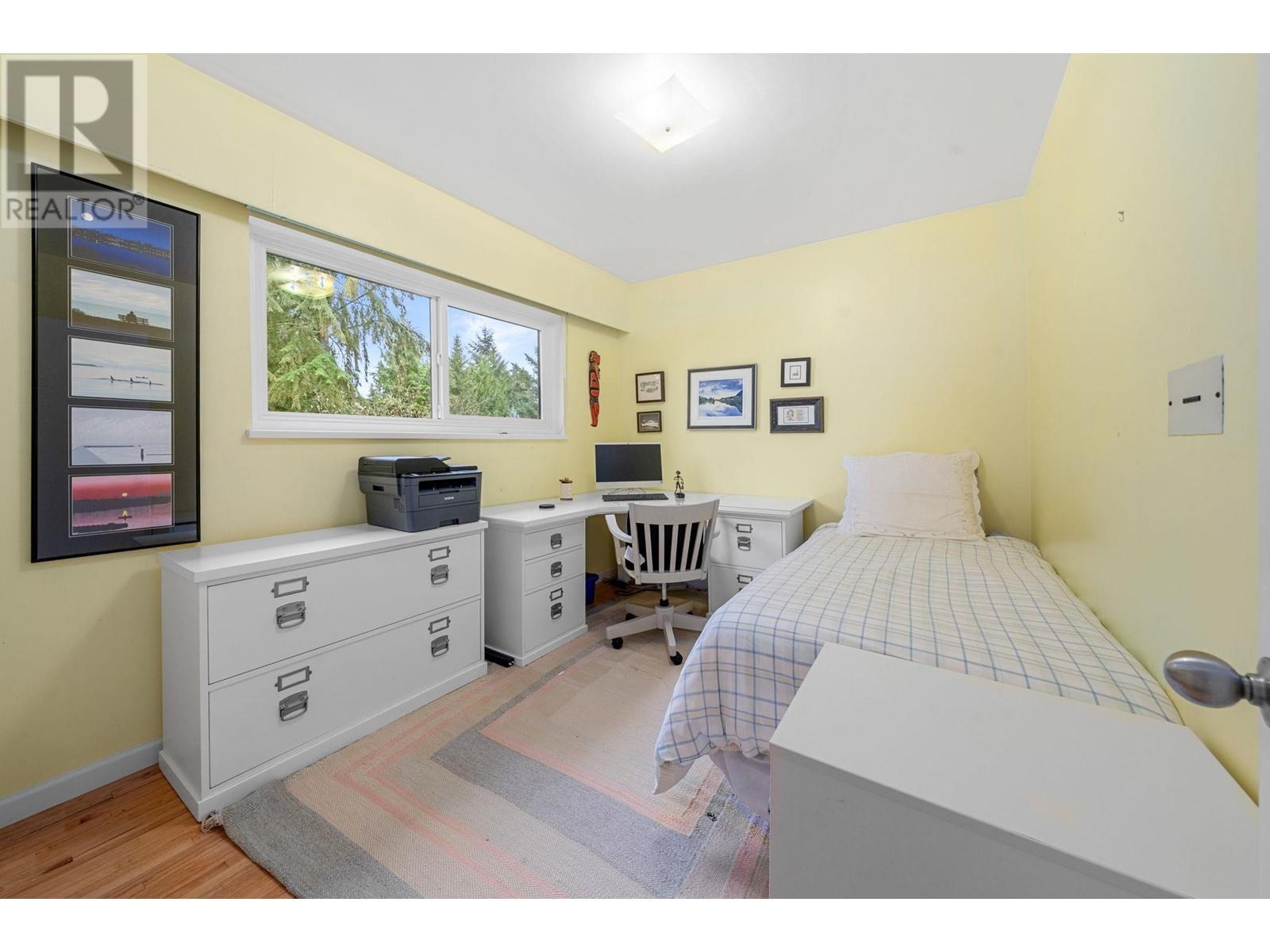 4533 Ranger Avenue, North Vancouver, British Columbia  V7R 3L6 - Photo 30 - R2987850