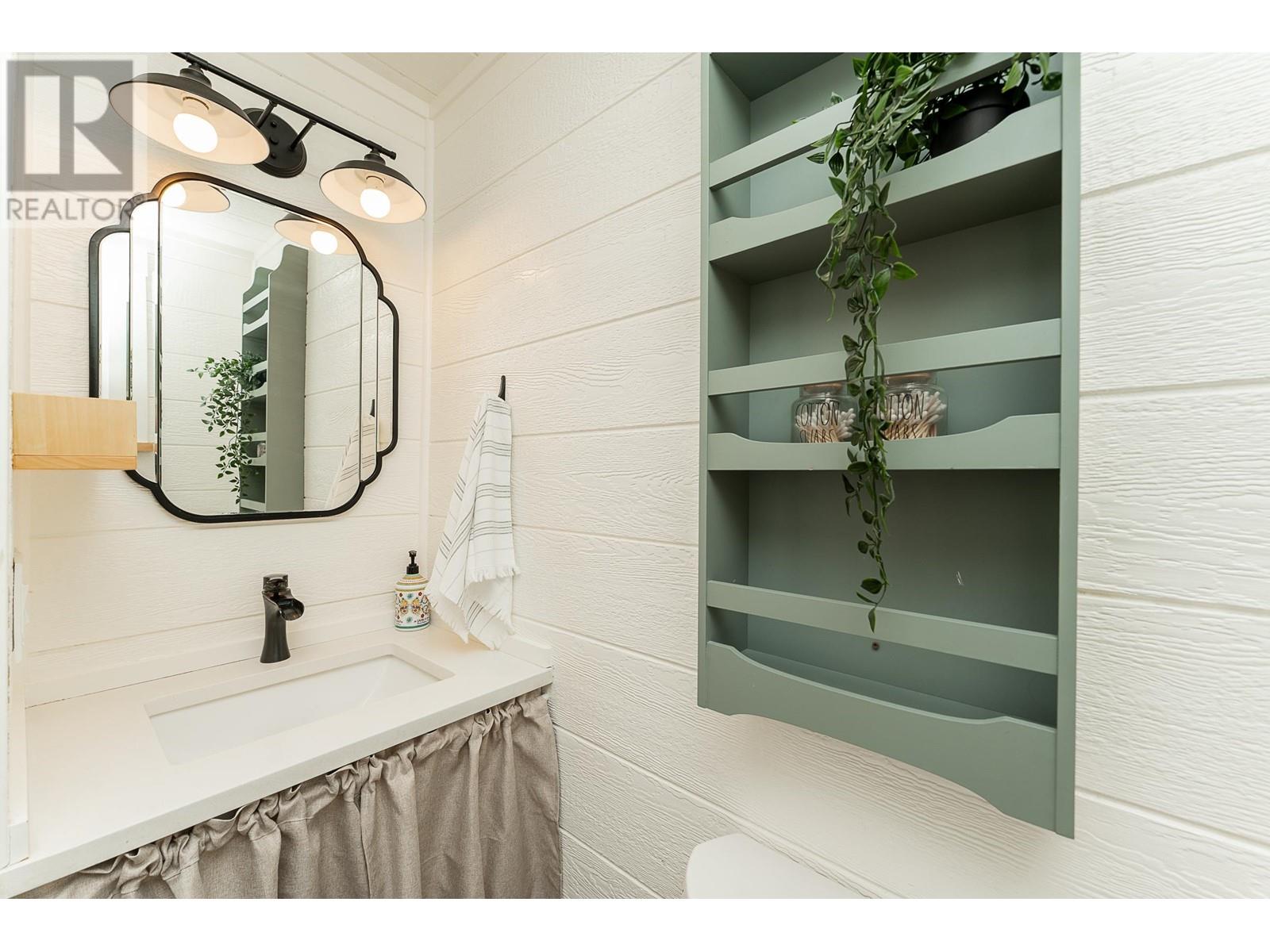 2161 Lamprey Drive, Port Coquitlam, British Columbia  V3C 1K4 - Photo 30 - R2987856