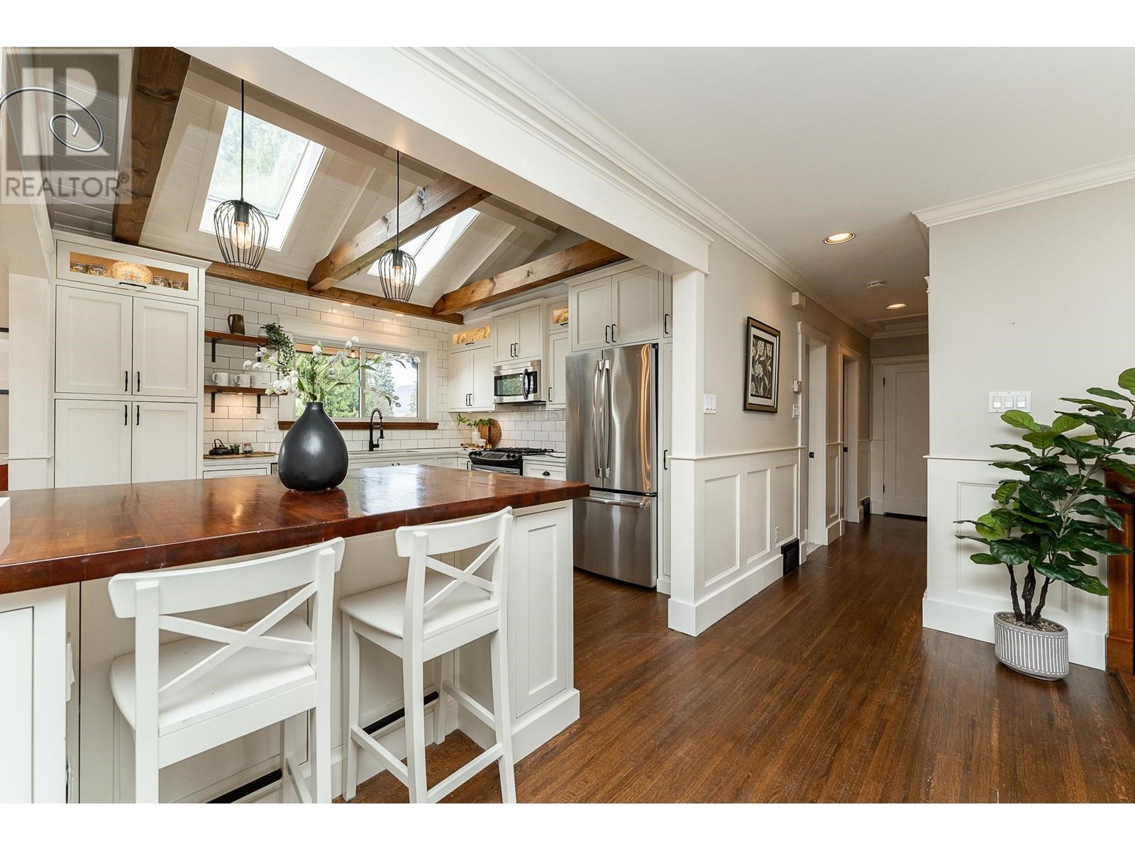 2161 Lamprey Drive, Port Coquitlam, British Columbia  V3C 1K4 - Photo 6 - R2987856