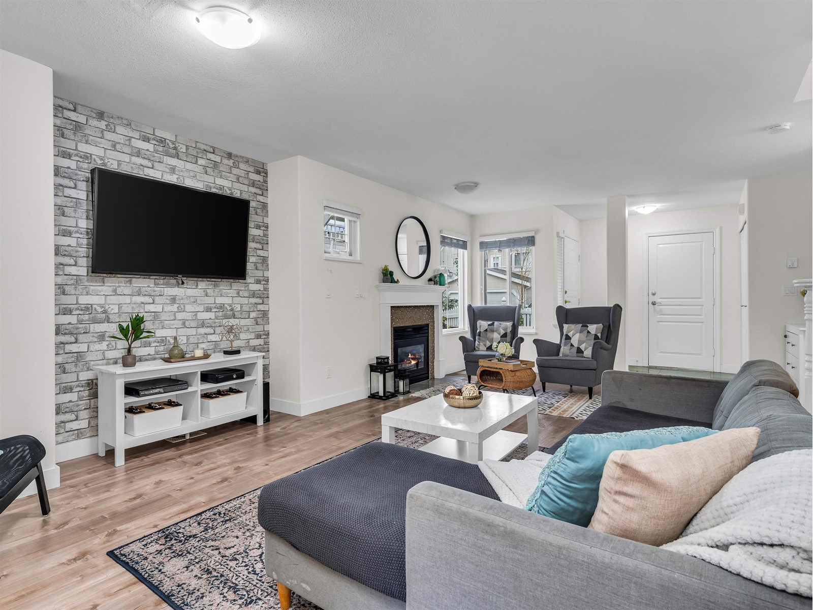 43 13499 92 Avenue, Surrey, British Columbia  V3V 8B7 - Photo 3 - R2987125