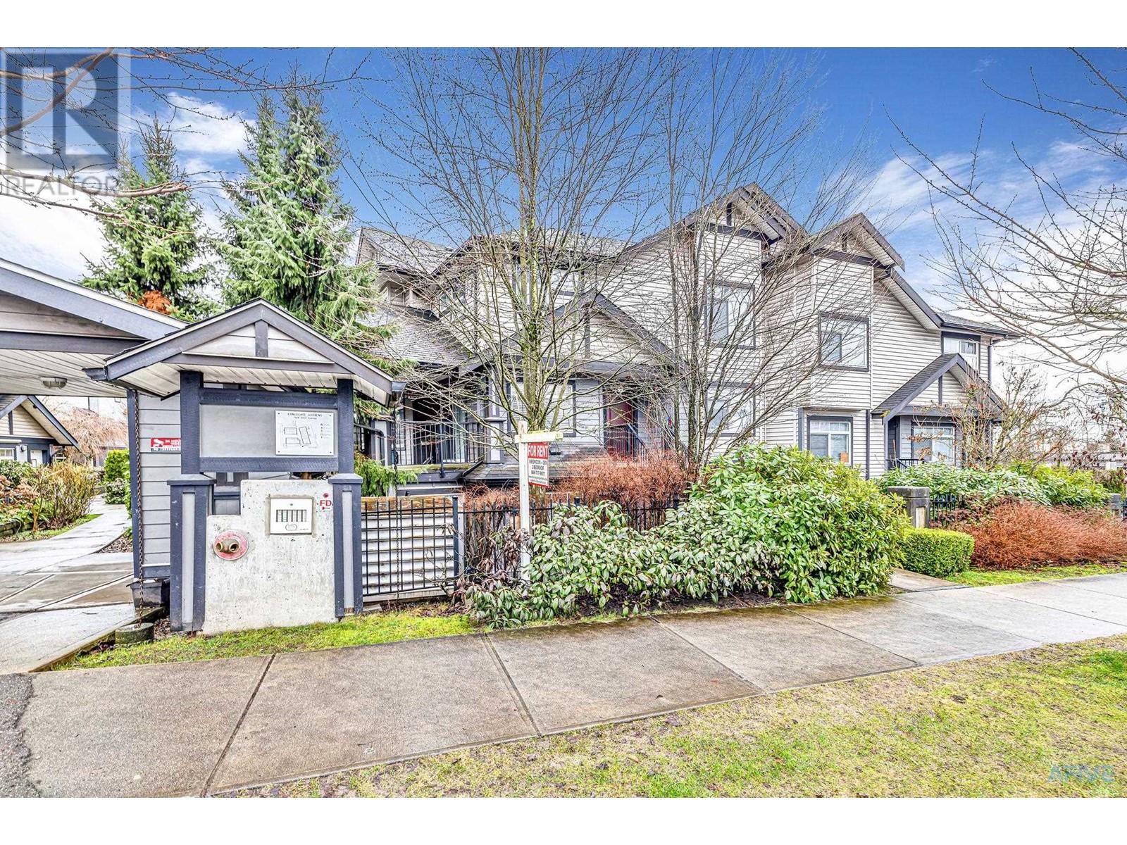11 7428 14th Avenue, Burnaby, British Columbia  V3N 0C2 - Photo 3 - R2986876