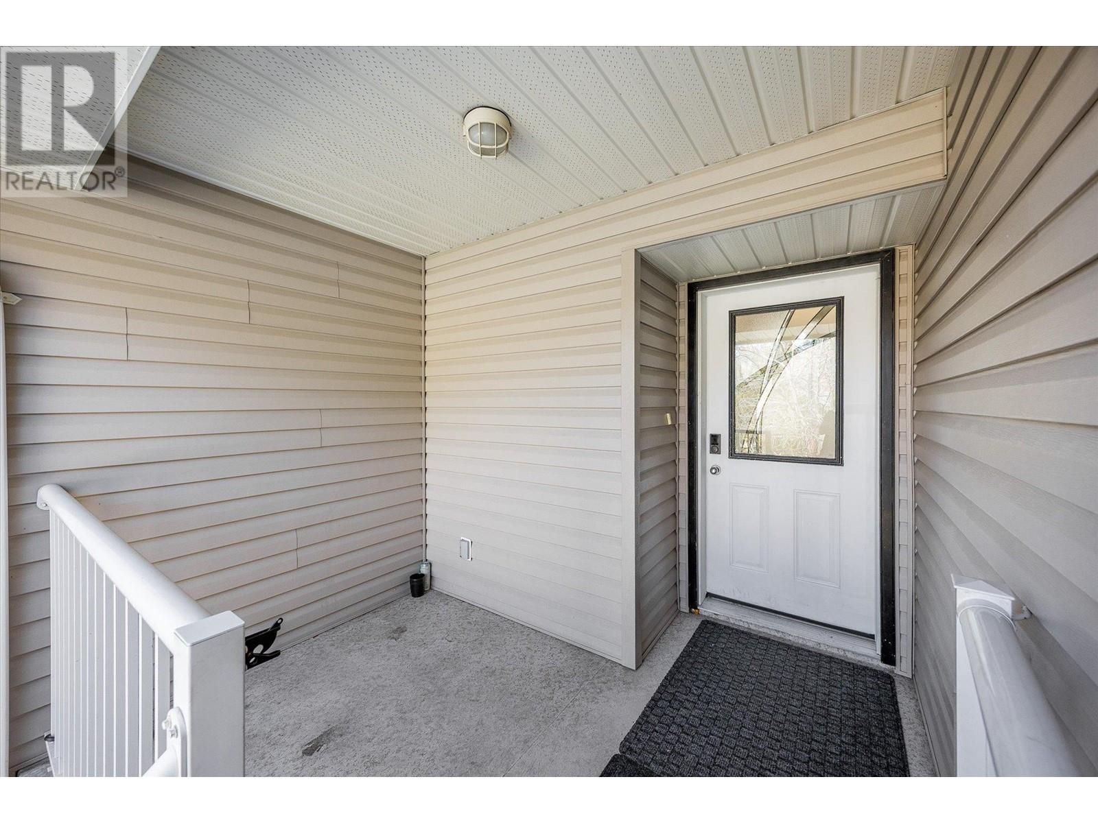 5460 Clements Crescent Unit# #106, Peachland, British Columbia  V0H 1X5 - Photo 5 - 10341344