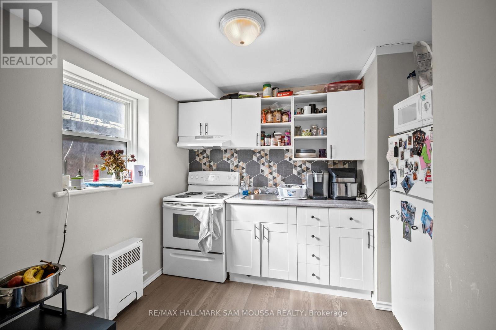 329 Richelieu Avenue, Ottawa, Ontario  K1L 6J7 - Photo 6 - X12070226