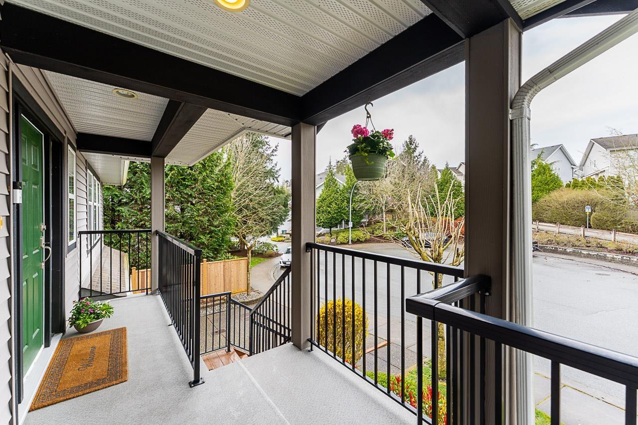 20492 67 Avenue, Langley, British Columbia  V2Y 3E1 - Photo 3 - R2985534