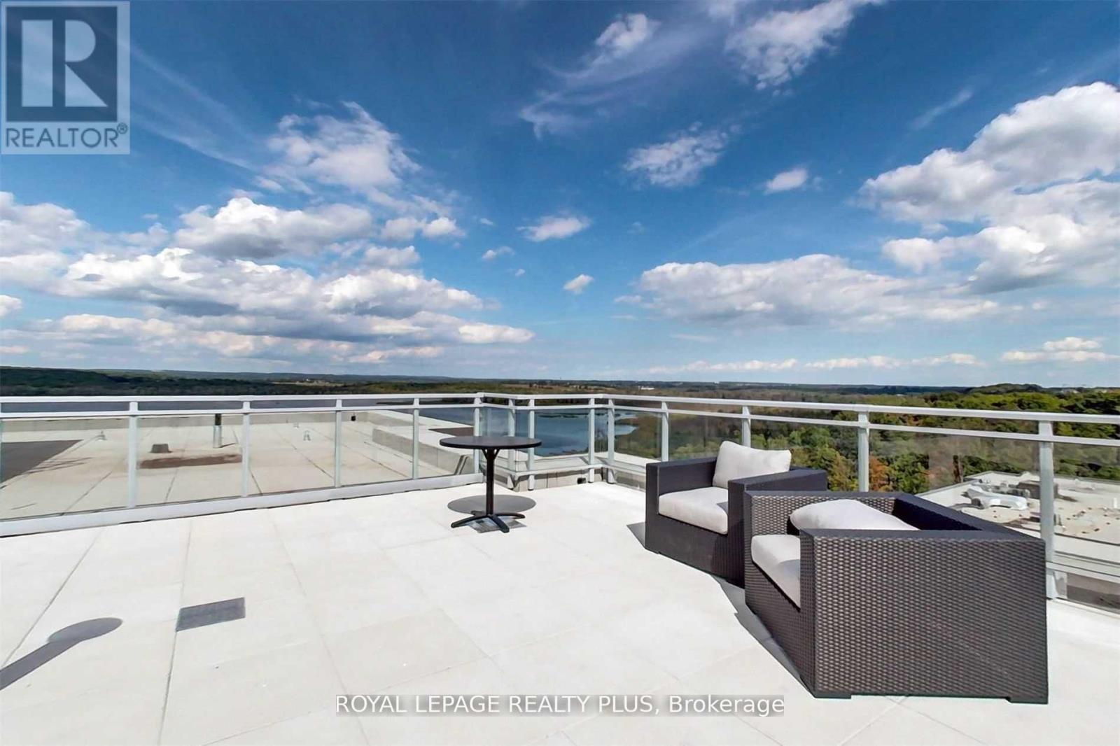 203 - 56 Lakeside Terrace, Barrie, Ontario  L4M 7B9 - Photo 12 - S12070180