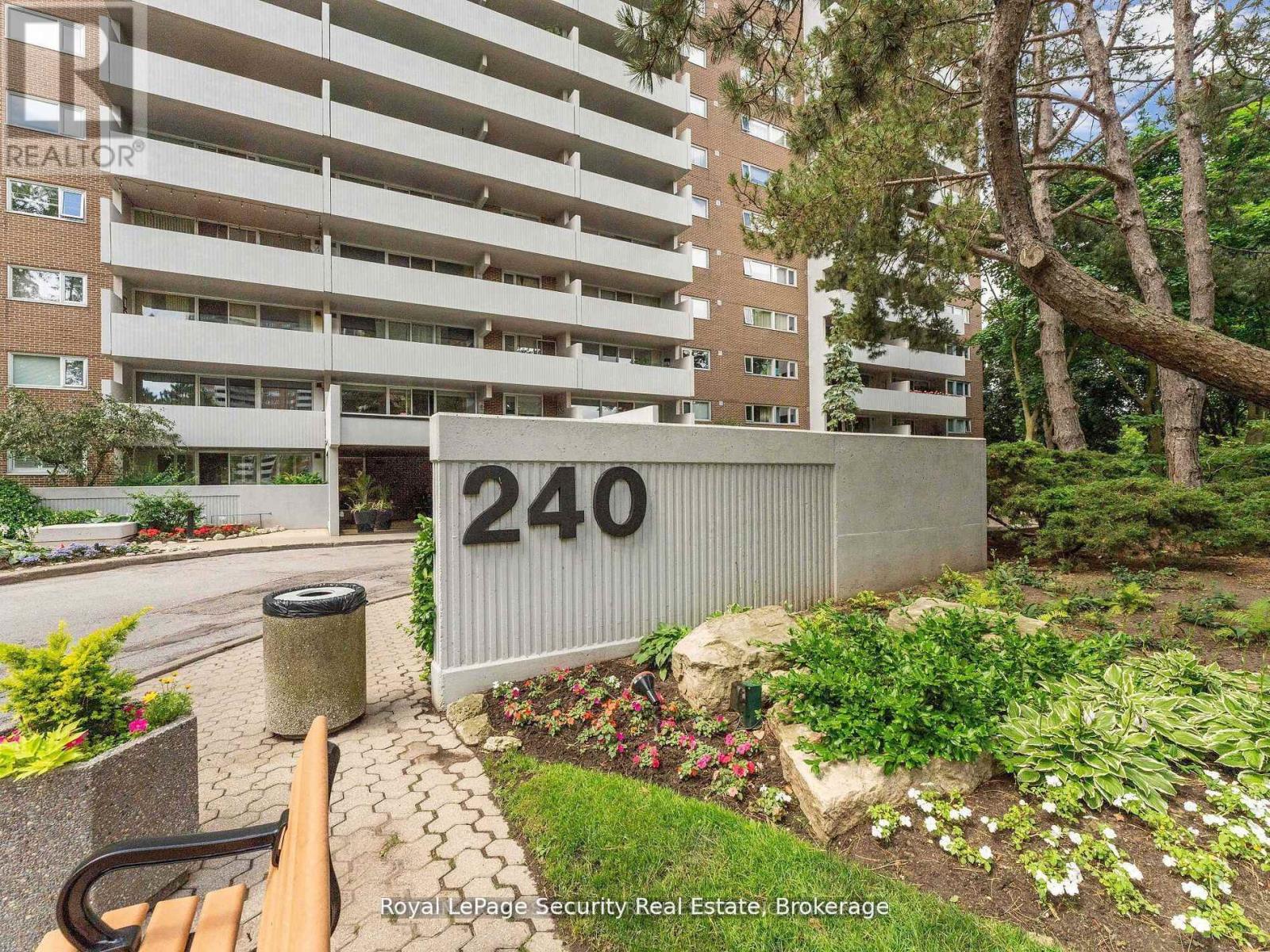 Property at 1504 - 240 SCARLETT ROAD image 3