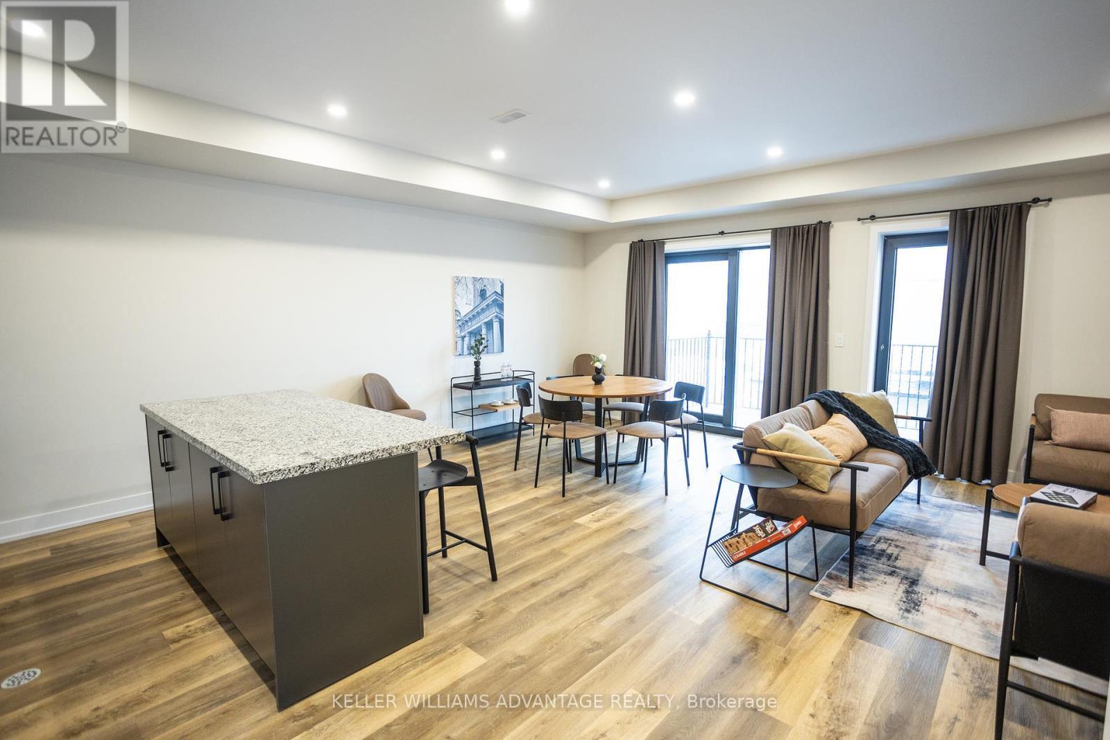 Unit 3 - 21 Batavia Avenue, Toronto, Ontario  M6N 4A1 - Photo 2 - W12070201