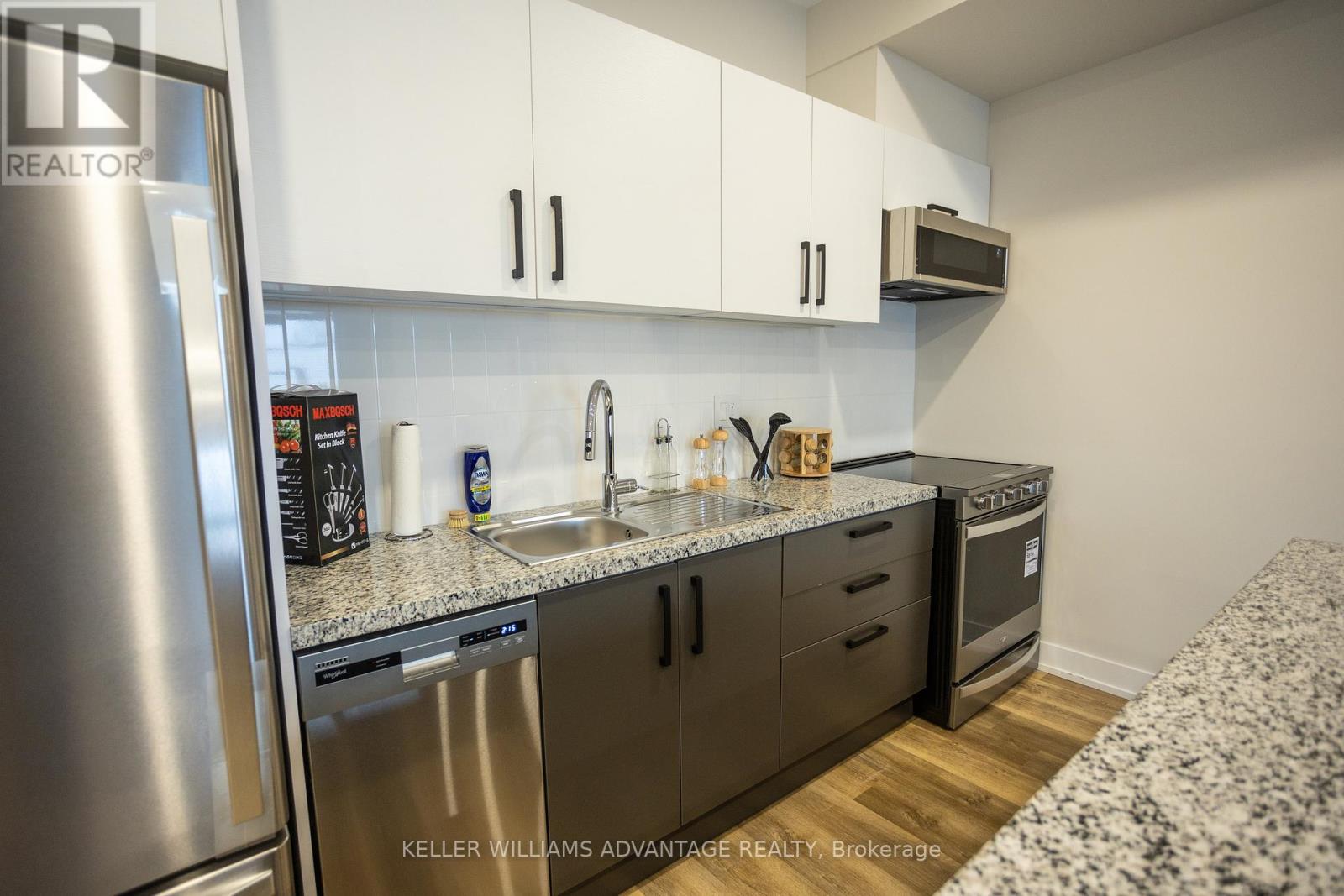Unit 3 - 21 Batavia Avenue, Toronto, Ontario  M6N 4A1 - Photo 9 - W12070201