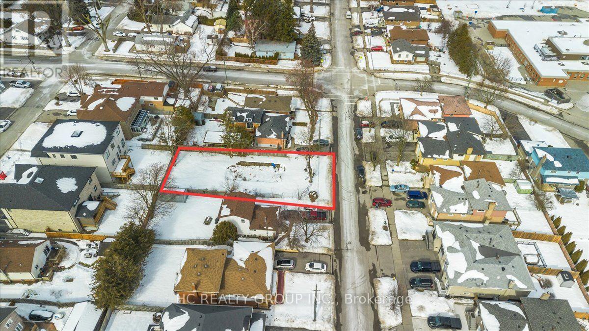 692 West Shore Boulevard, Pickering, Ontario  L1W 2T9 - Photo 3 - E12069739