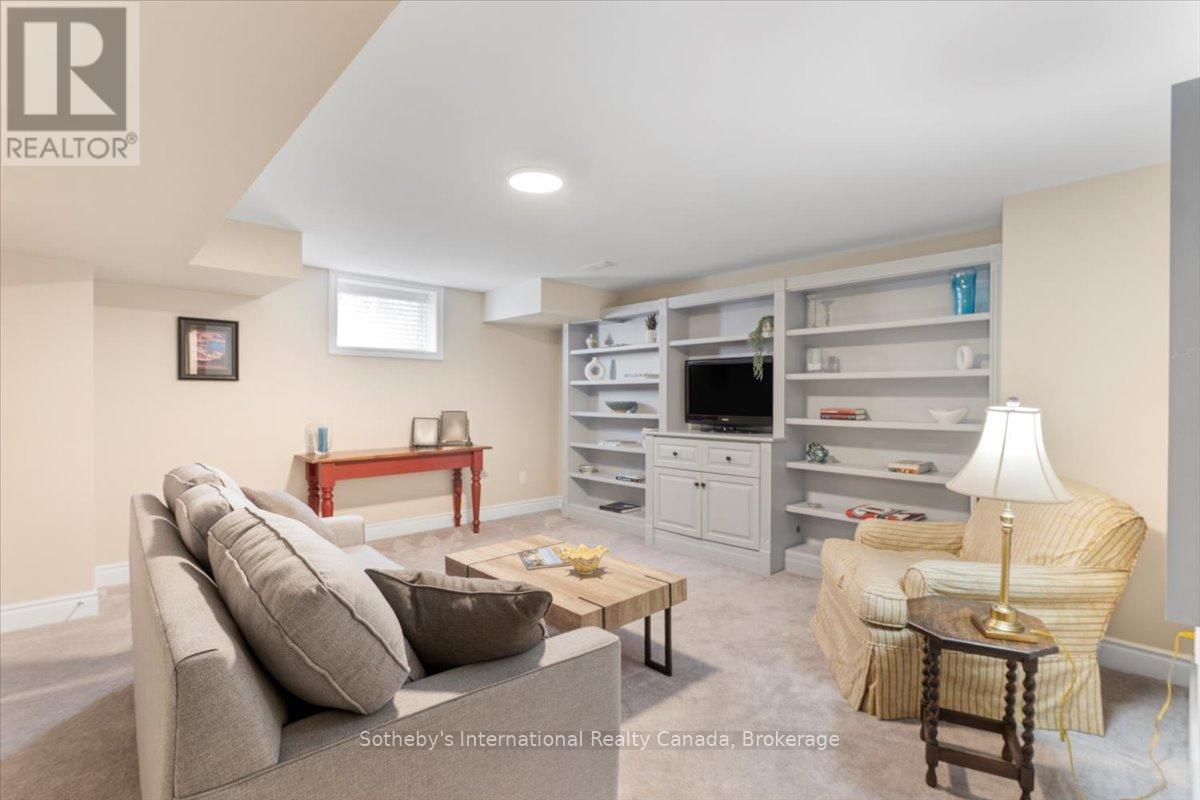 4 Emerson Mews, Collingwood, Ontario  L9Y 2X4 - Photo 28 - S12070335