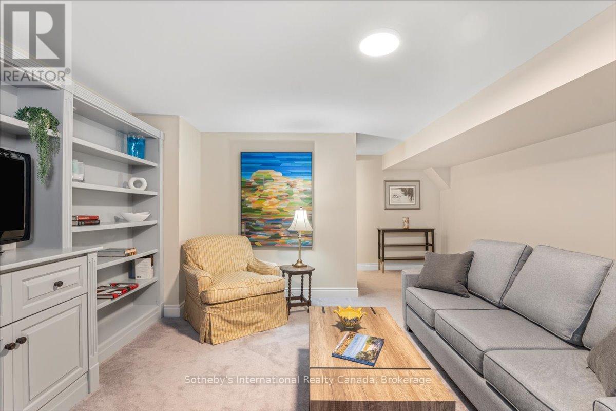 4 Emerson Mews, Collingwood, Ontario  L9Y 2X4 - Photo 29 - S12070335