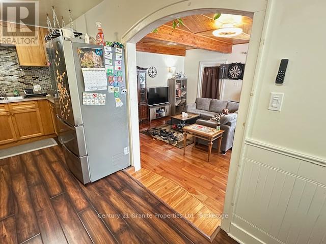 26 Riverdale Road, Parry Sound, Ontario  P2A 1N9 - Photo 13 - X12070262