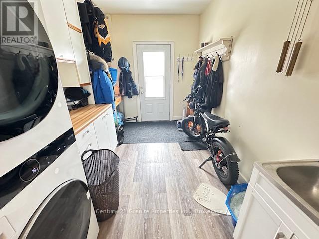 26 Riverdale Road, Parry Sound, Ontario  P2A 1N9 - Photo 24 - X12070262