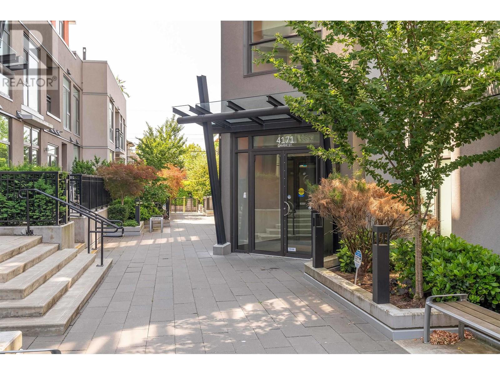 403 4171 Cambie Street, Vancouver, British Columbia  V5Z 2Y2 - Photo 2 - R2987543