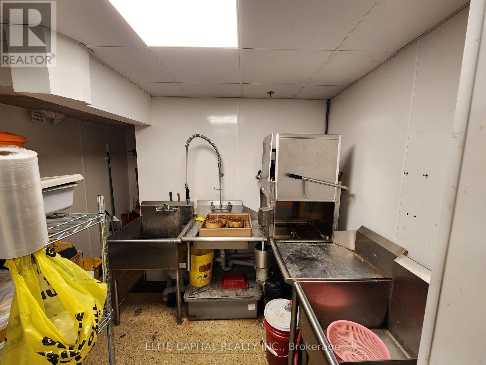 356 College Street, Toronto, Ontario  M5T 1S6 - Photo 16 - C12070324
