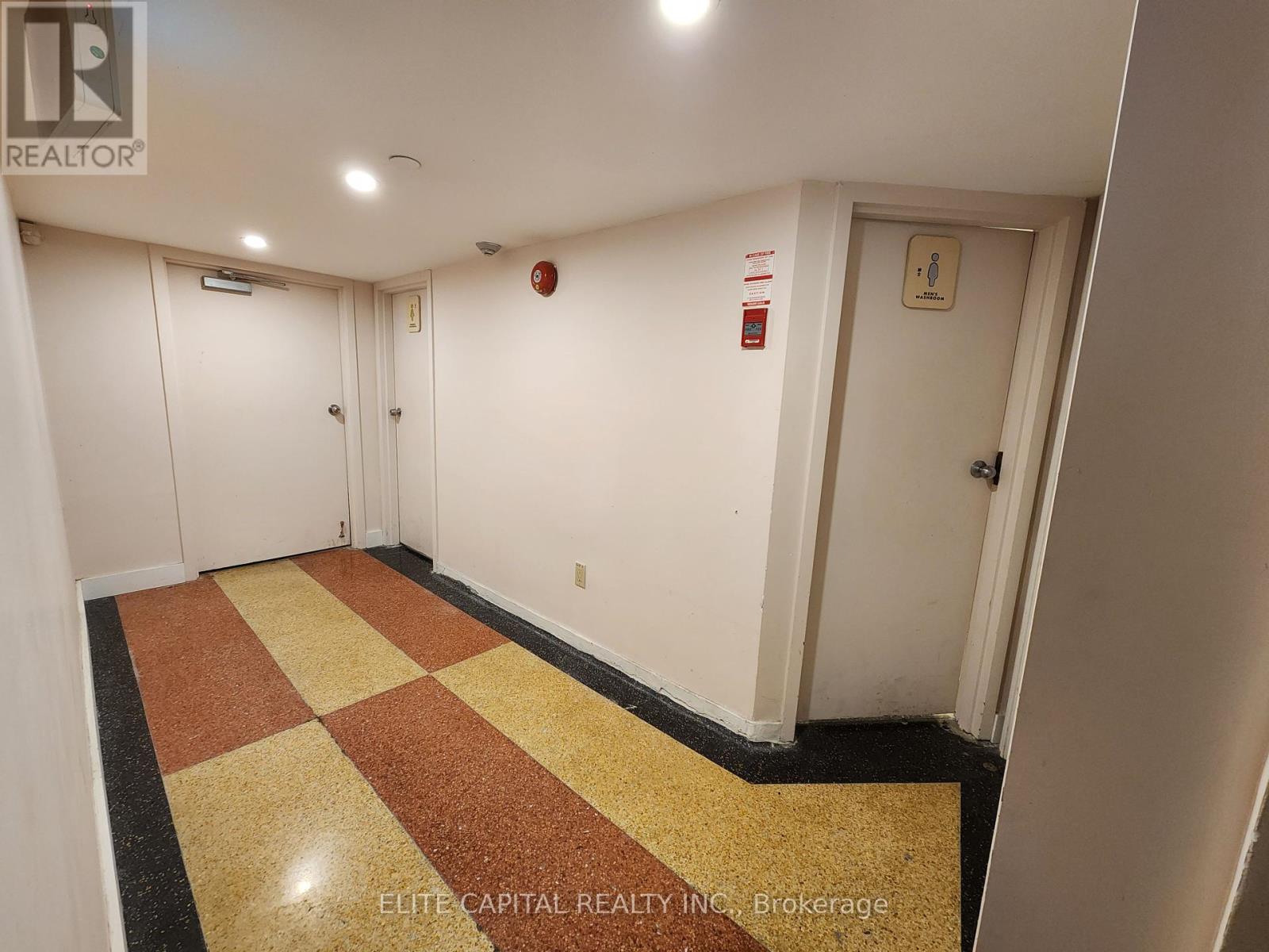 356 College Street, Toronto, Ontario  M5T 1S6 - Photo 17 - C12070324