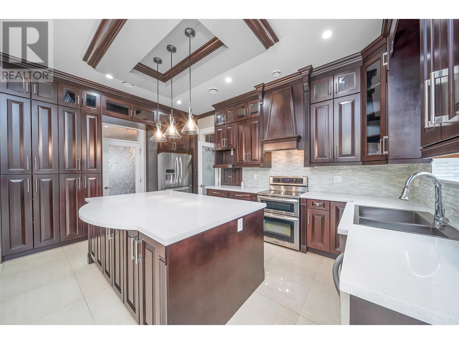 8146 Lakefield Drive, Burnaby, British Columbia  V5E 4G6 - Photo 15 - R2987316