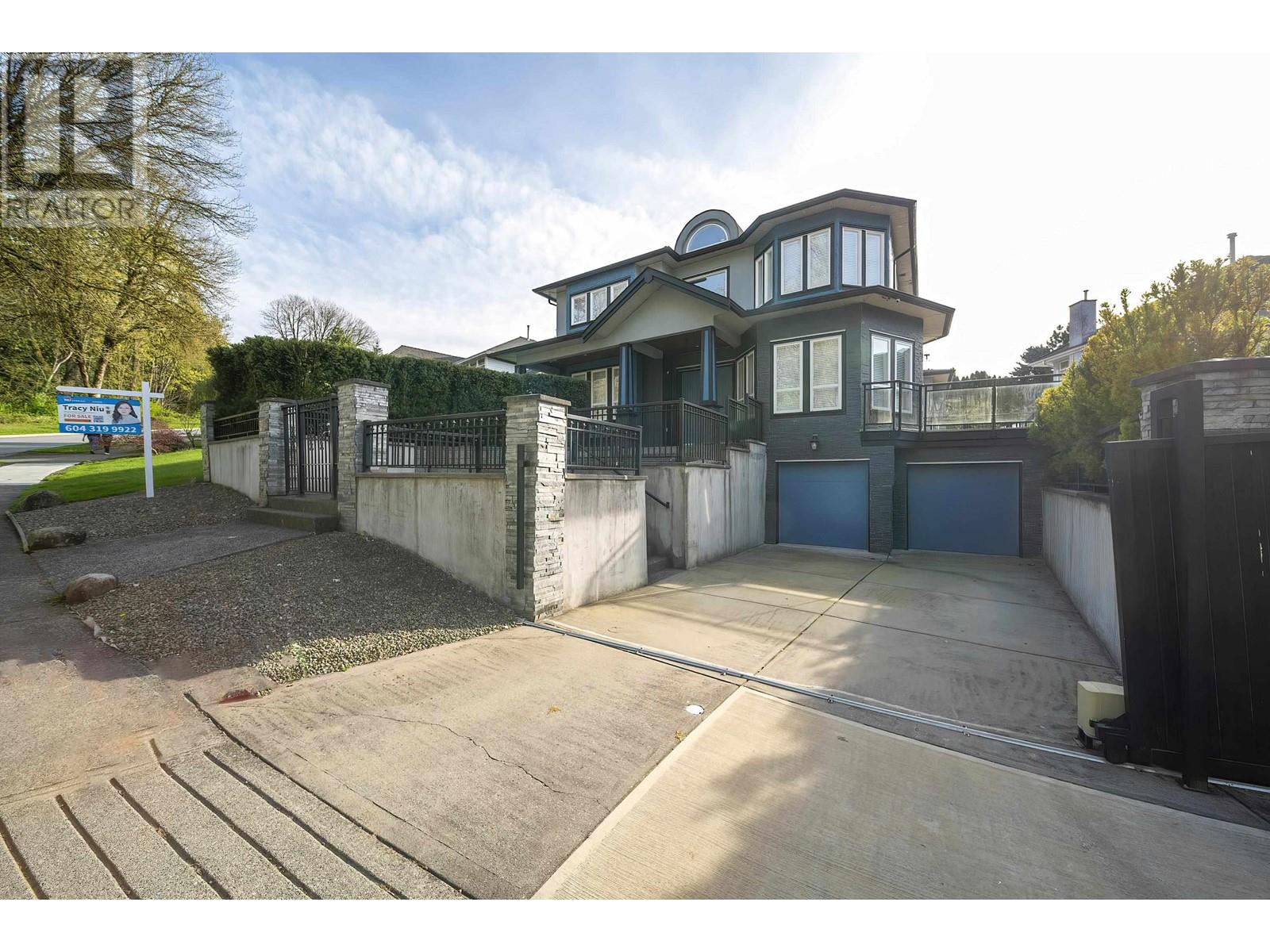 8146 Lakefield Drive, Burnaby, British Columbia  V5E 4G6 - Photo 2 - R2987316