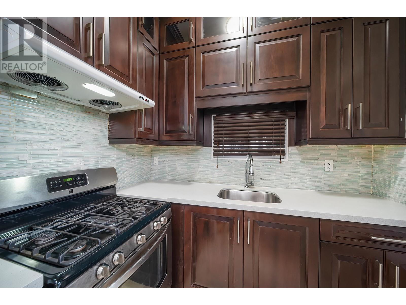 8146 Lakefield Drive, Burnaby, British Columbia  V5E 4G6 - Photo 17 - R2987316