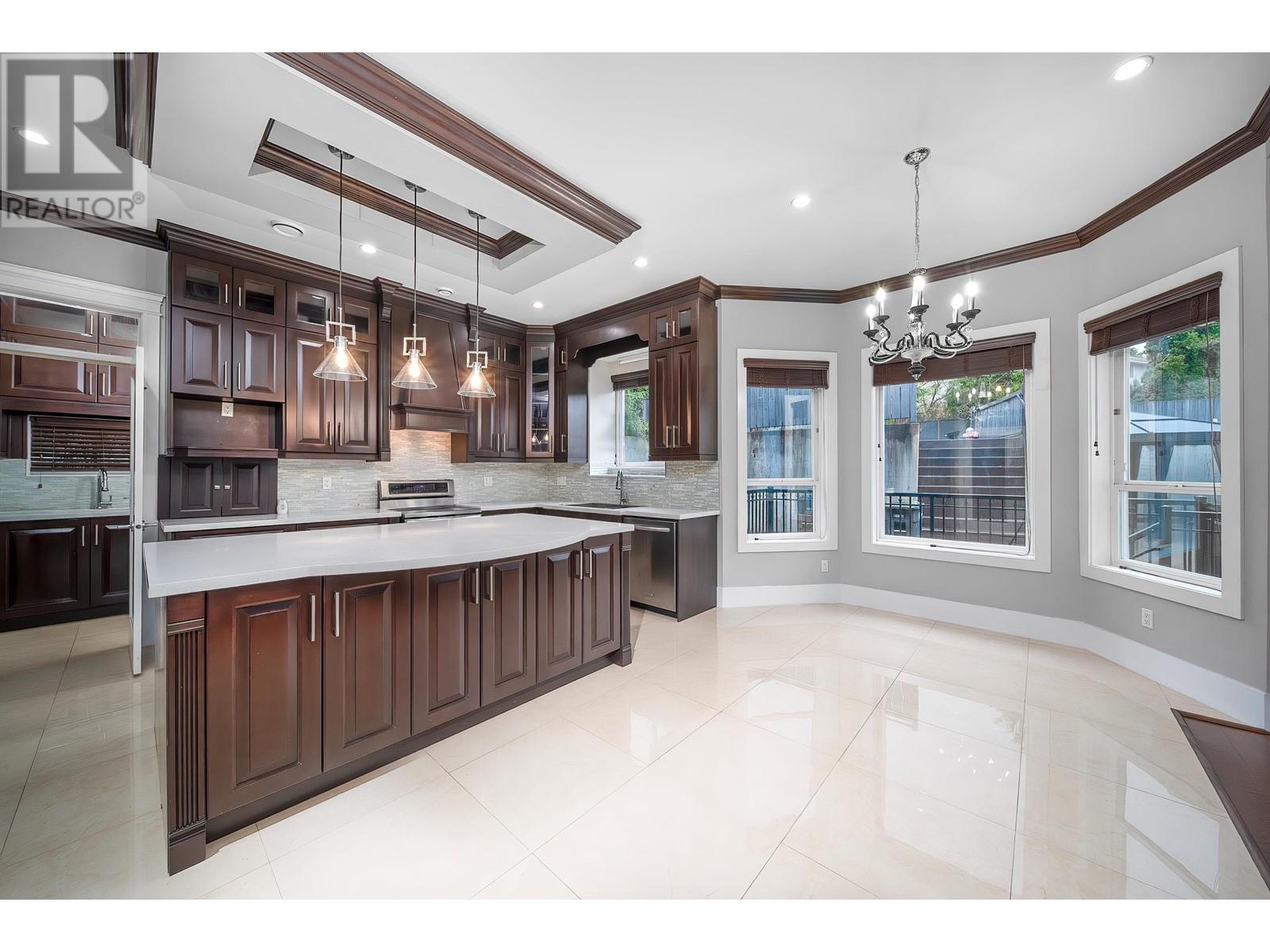 8146 Lakefield Drive, Burnaby, British Columbia  V5E 4G6 - Photo 12 - R2987316