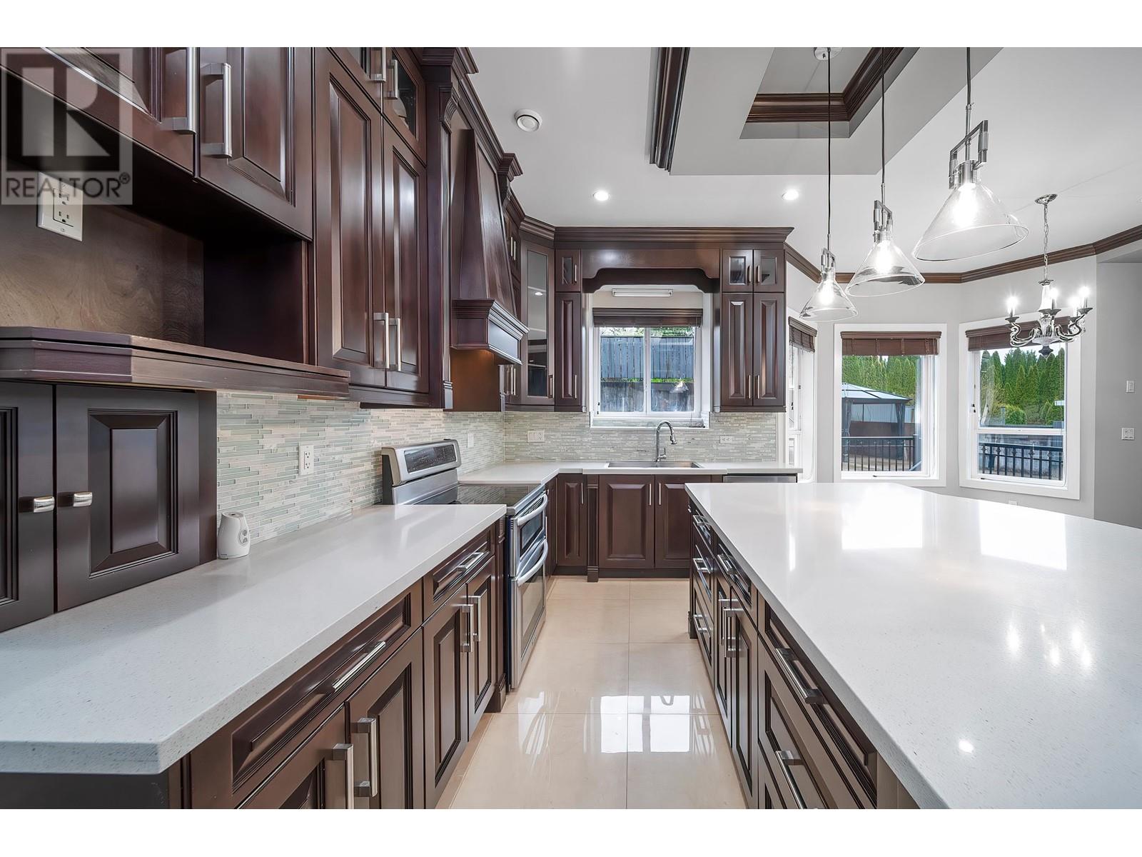 8146 Lakefield Drive, Burnaby, British Columbia  V5E 4G6 - Photo 16 - R2987316