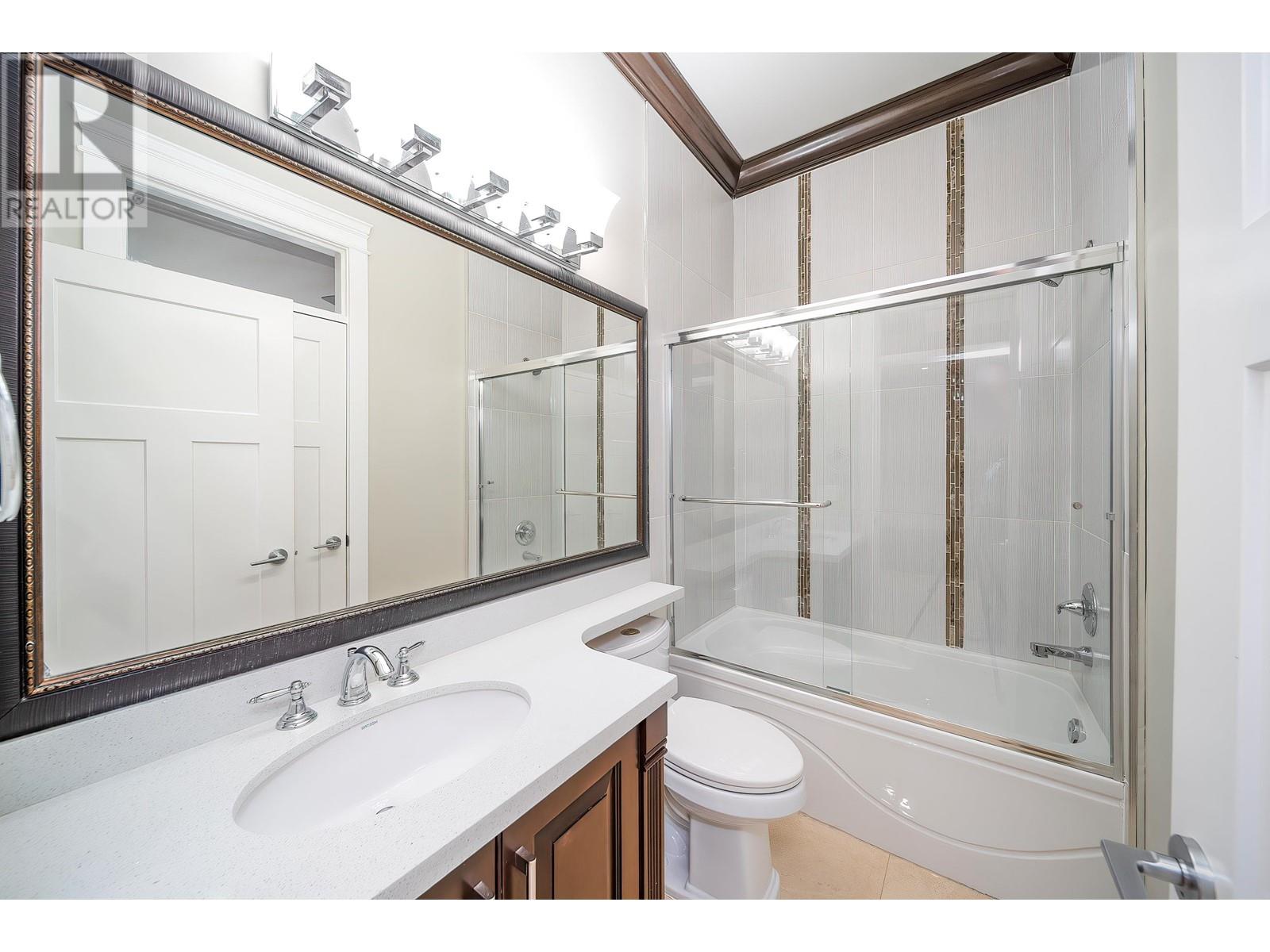 8146 Lakefield Drive, Burnaby, British Columbia  V5E 4G6 - Photo 25 - R2987316