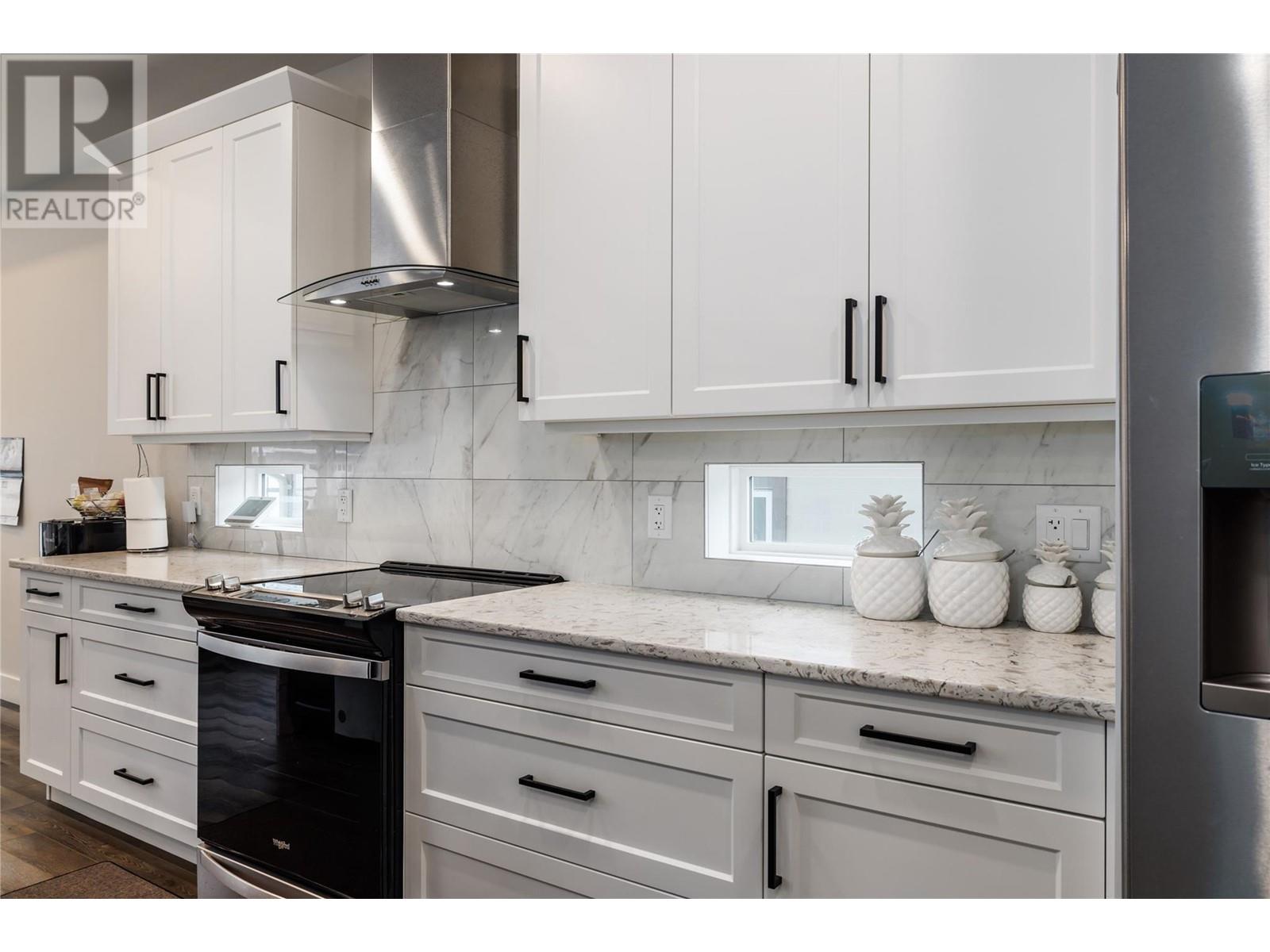 2811 Canyon Crest Drive, West Kelowna, British Columbia  V4T 0E3 - Photo 9 - 10336772