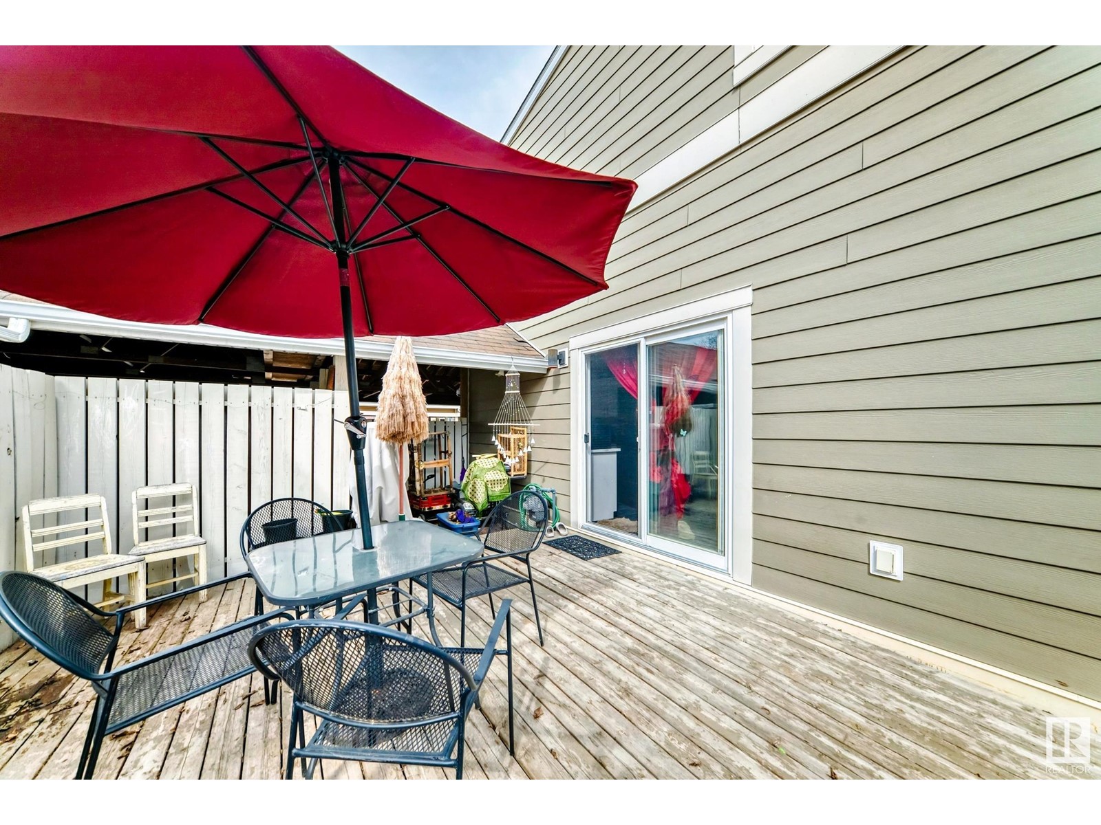 Property at 7625 40 AV NW image 5