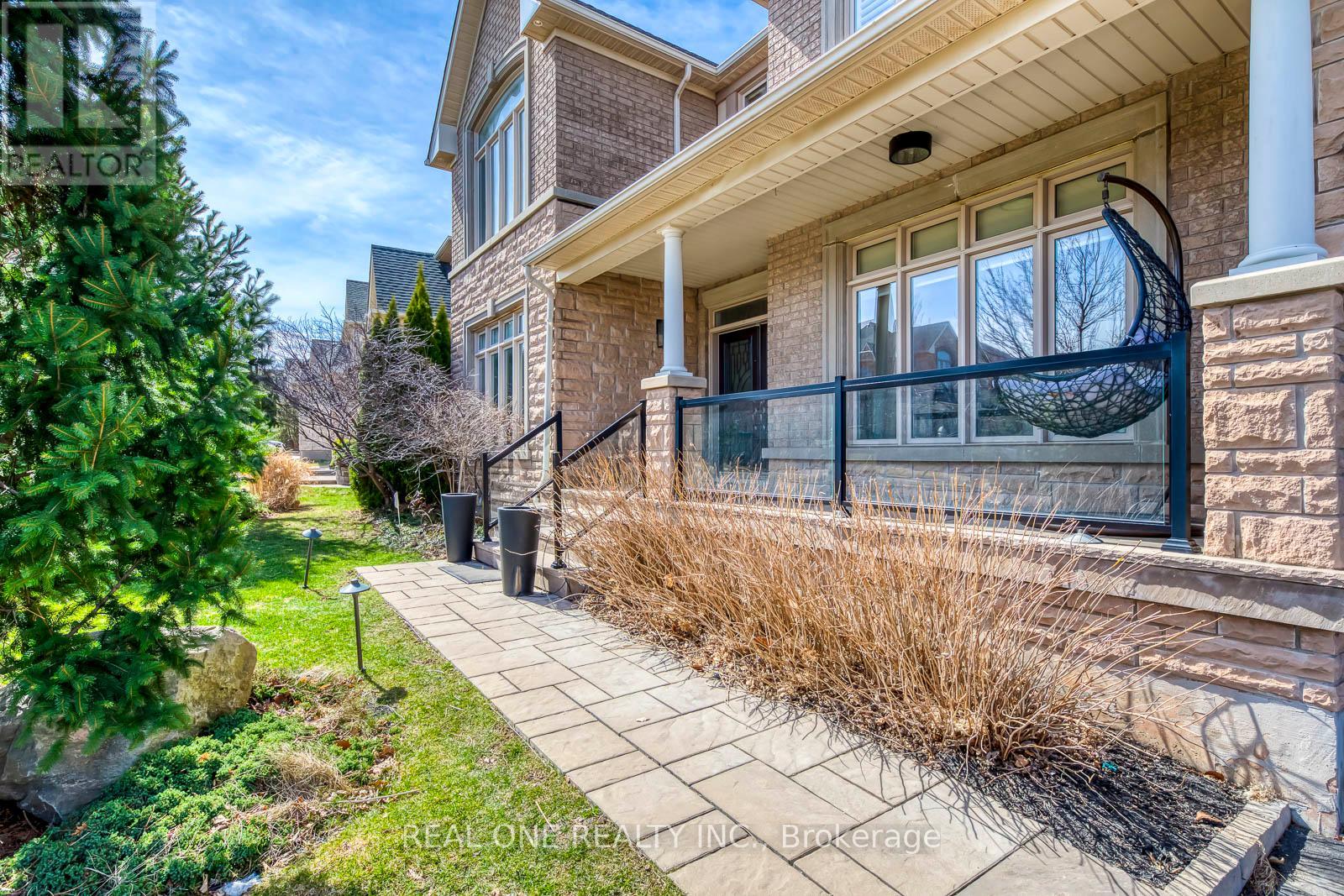 Property at 1385 ARROWHEAD ROAD image 3