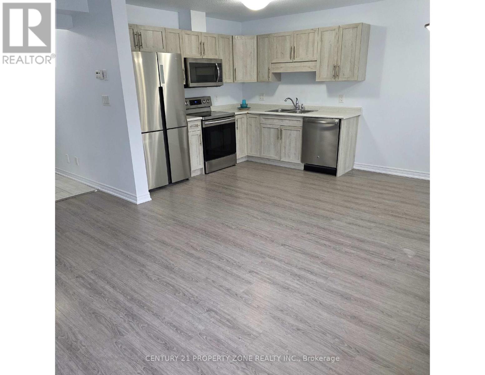 Property at 136 MONARCH STREET image 4
