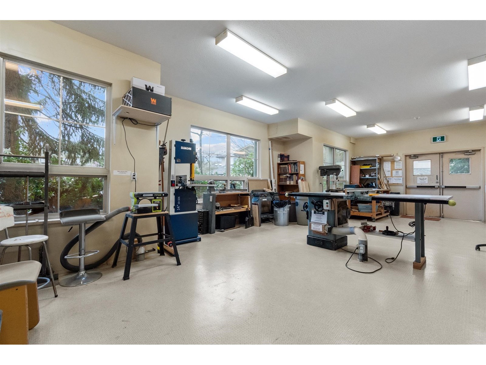 303 13860 70 Avenue, Surrey, British Columbia  V3W 0S1 - Photo 24 - R2982953