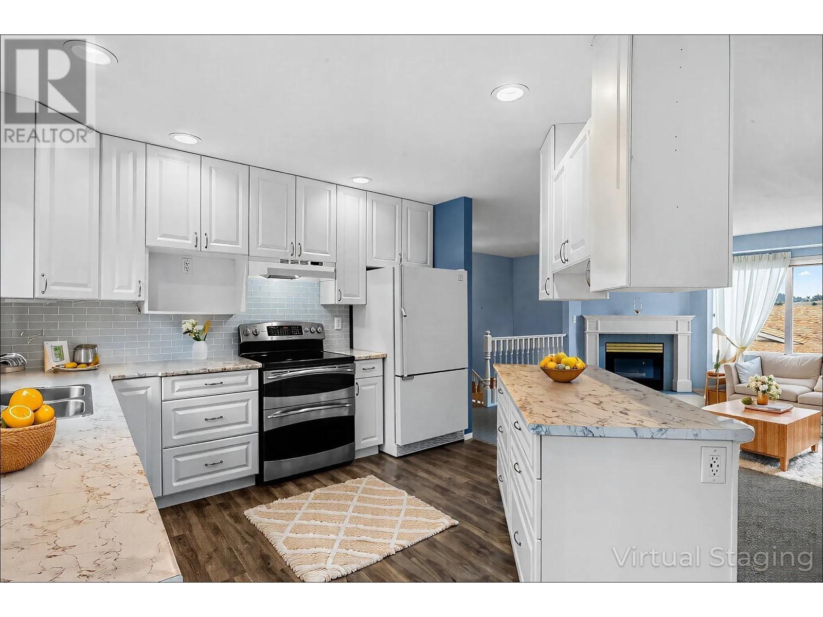 Property at 1950 BRAEVIEW Place Unit# 32 image 2